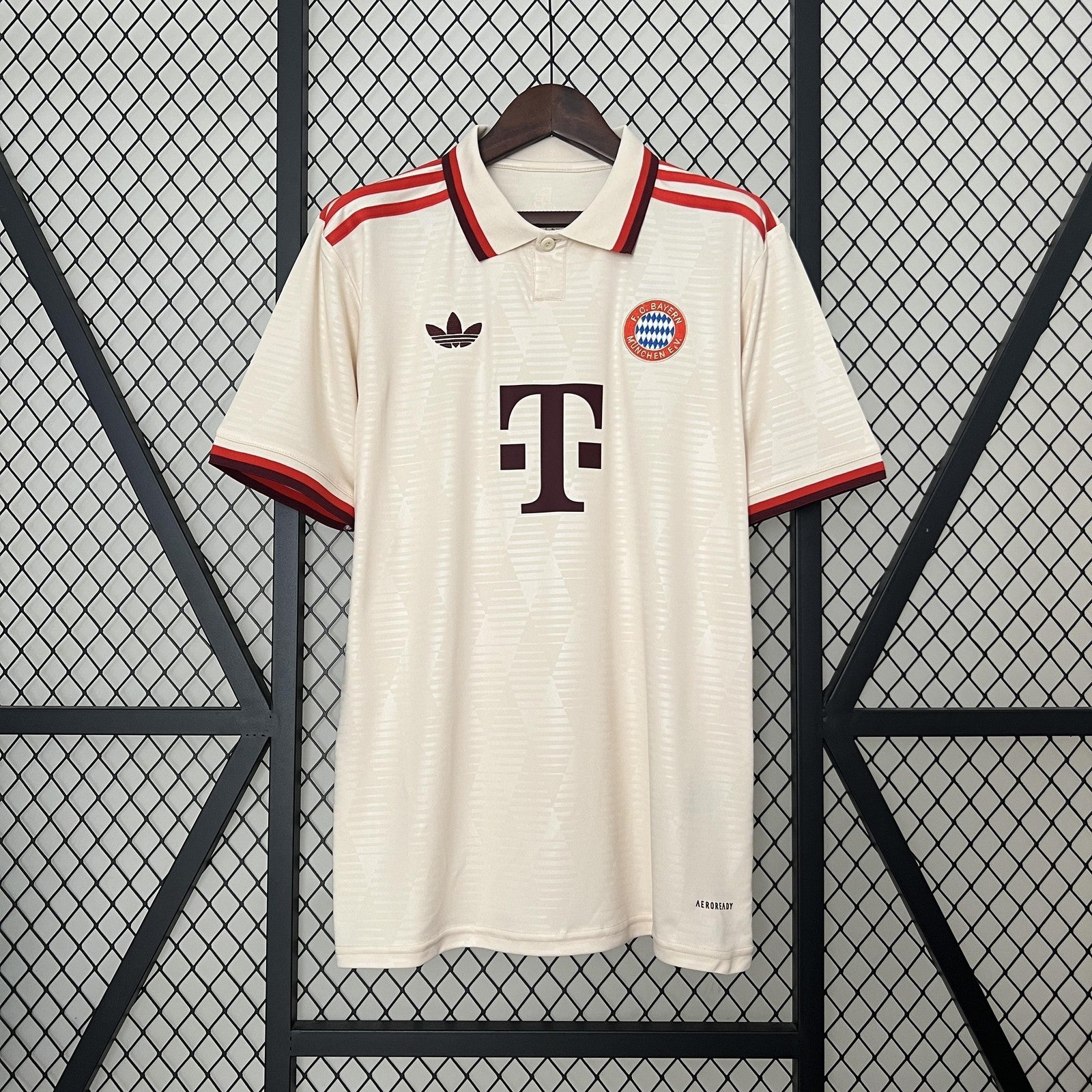 24 25 Bayern Munich Third Away