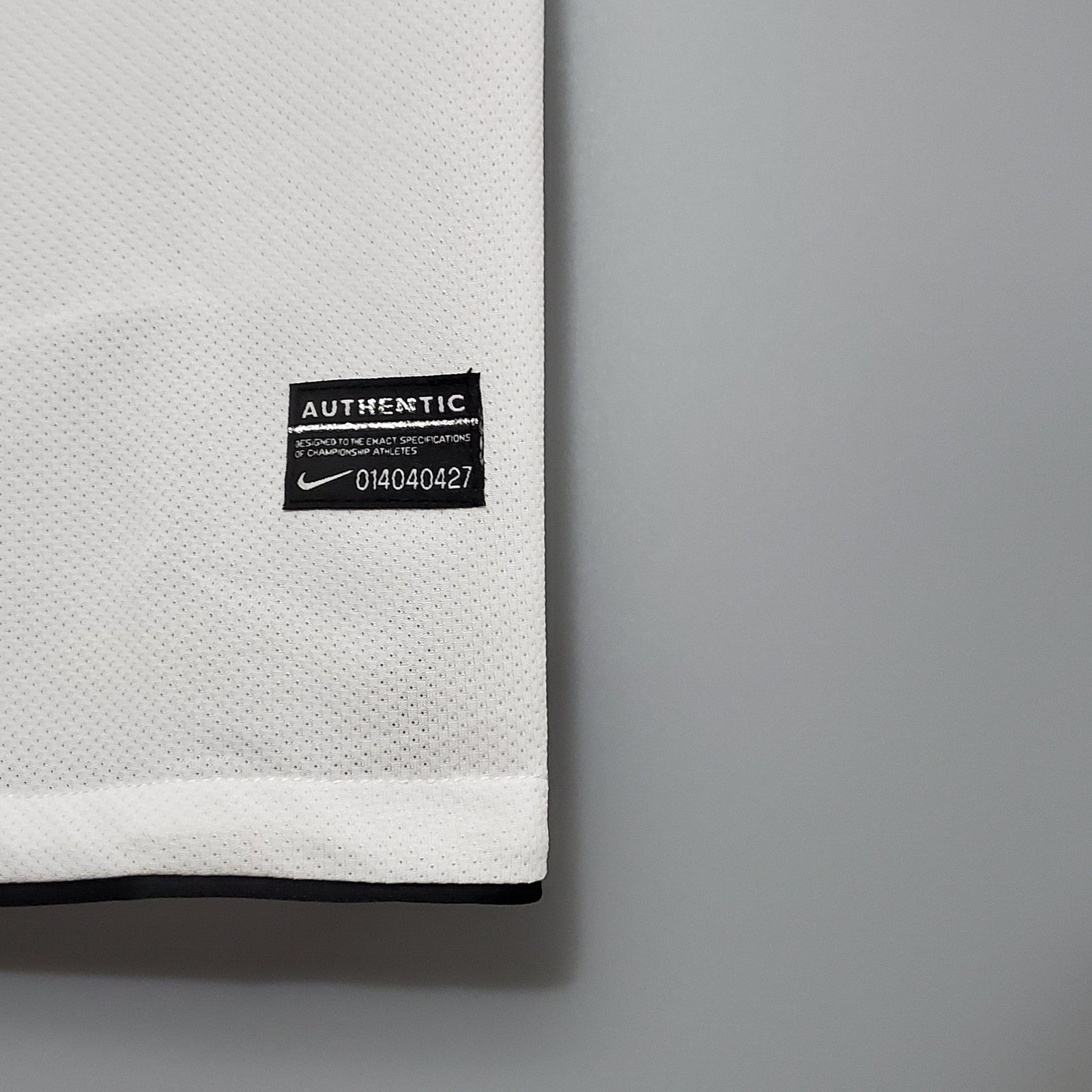 Retro M U in the Champions League Version Away