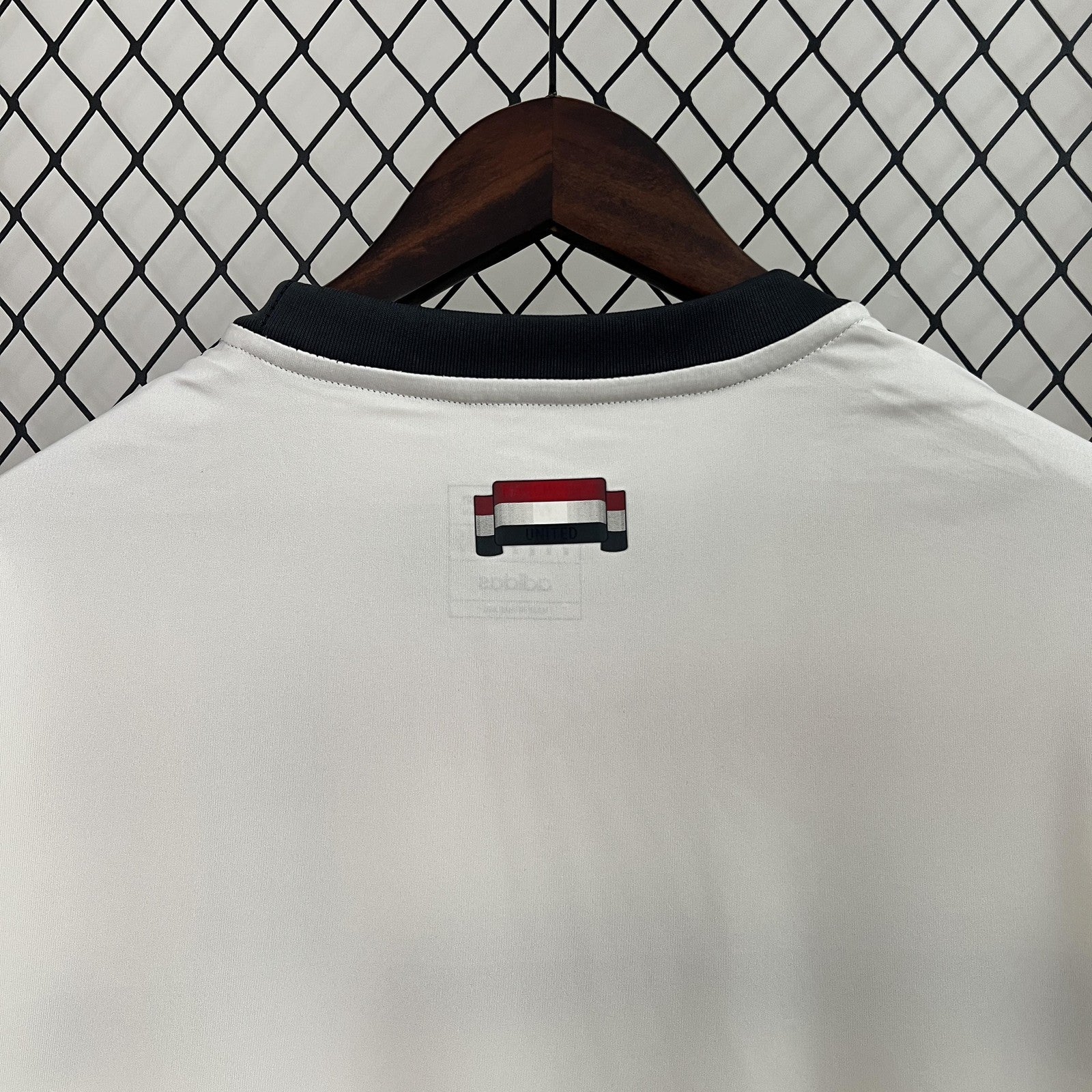 24 25 M U Third Away