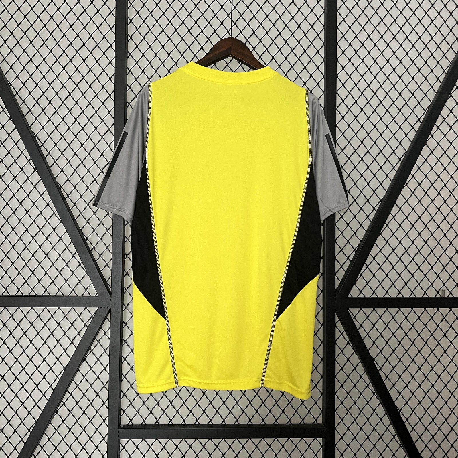 24 25 Flamengo Training Wear Yellow 2