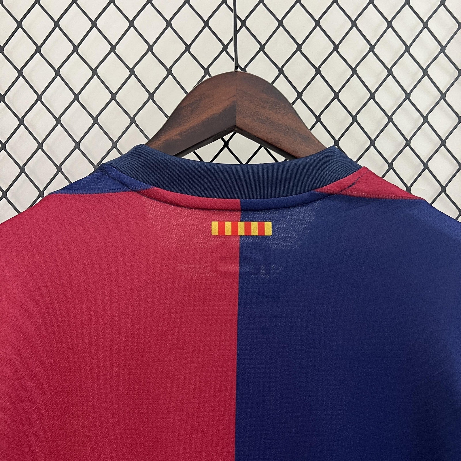 24 25 Barcelona Home 3