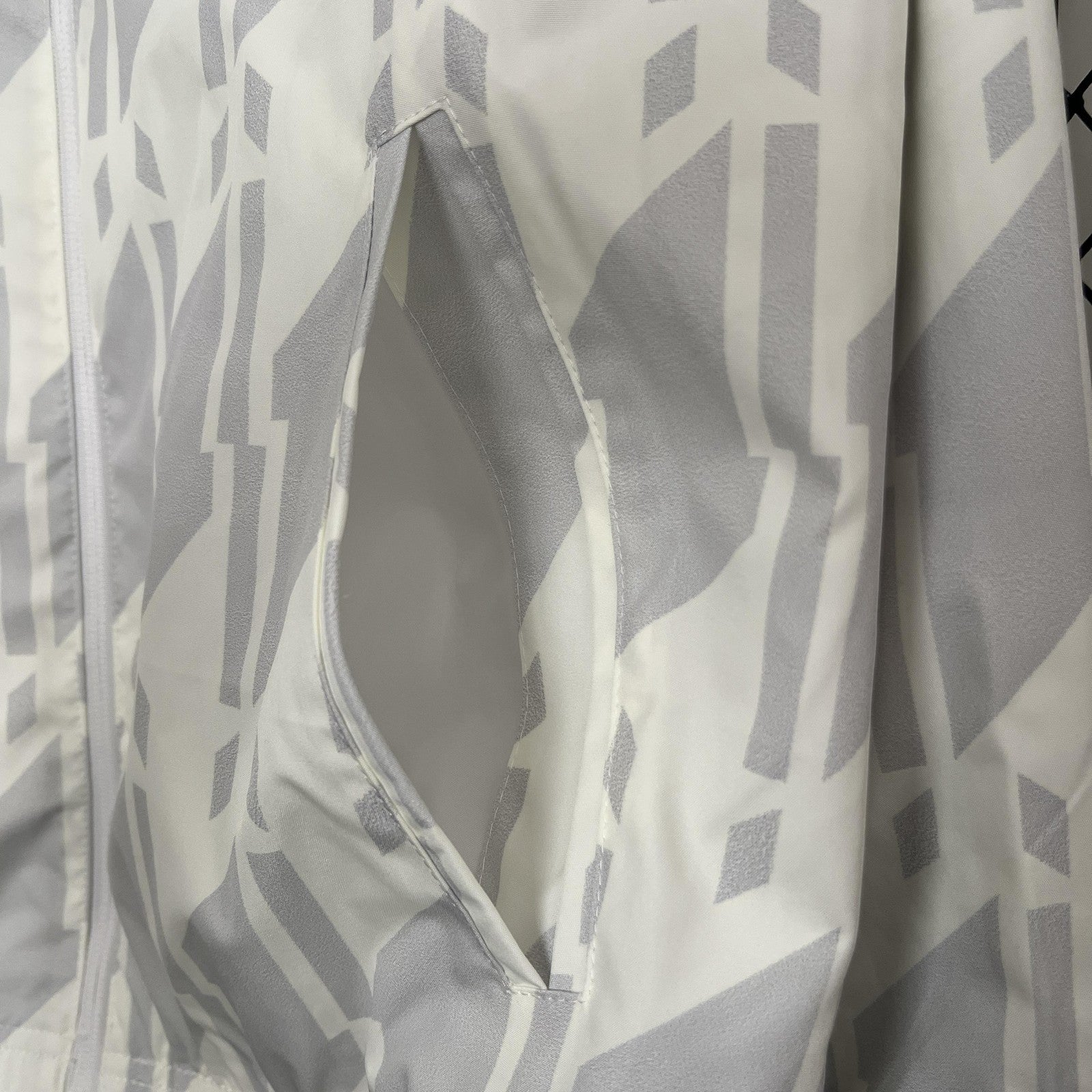 24 25 Manchester City Trench Coat Reversible