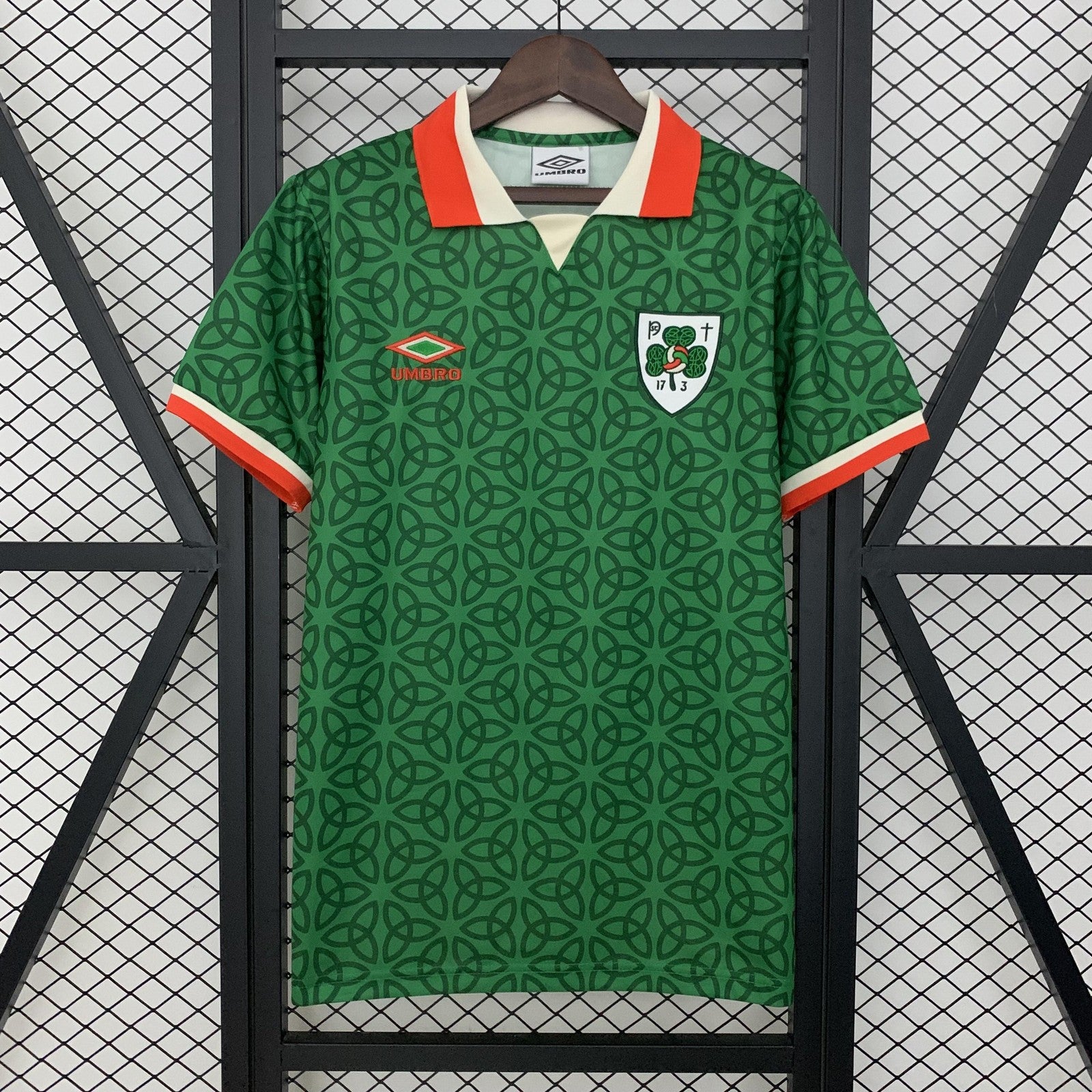 25 26 Ireland St Patricks Day Home