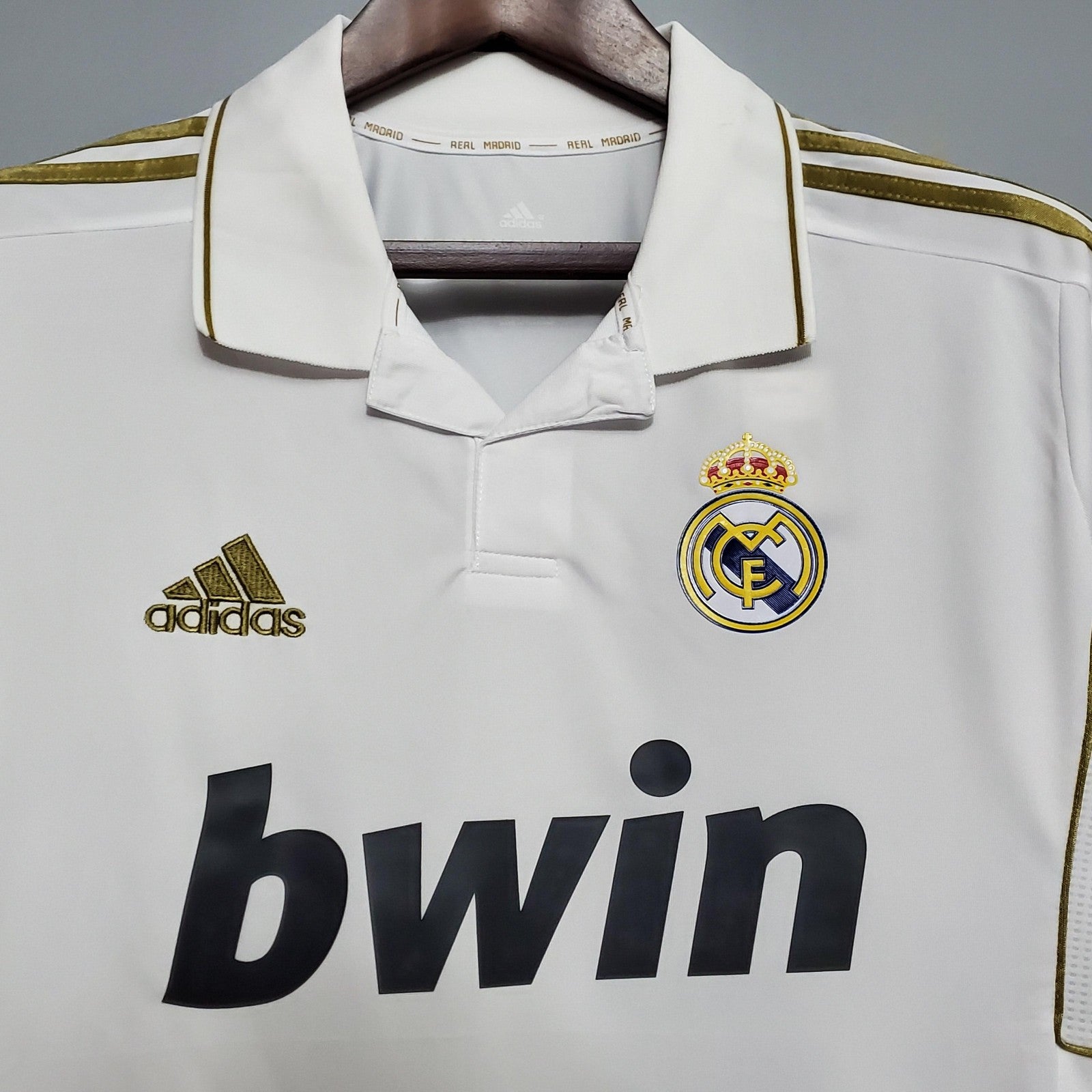 Retro Real Madrid 11 12 Home