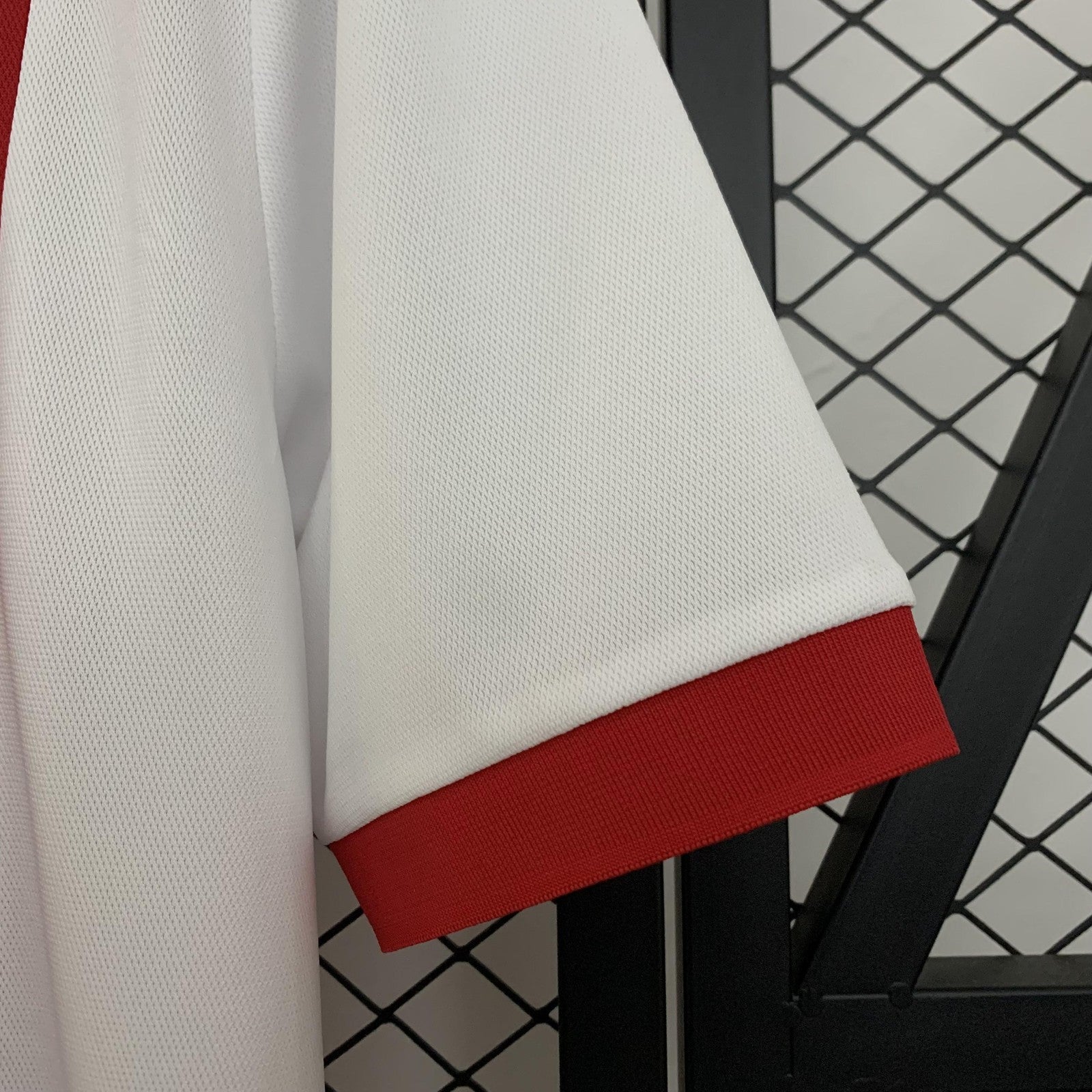 25 26 Ajax Commemorative Edition