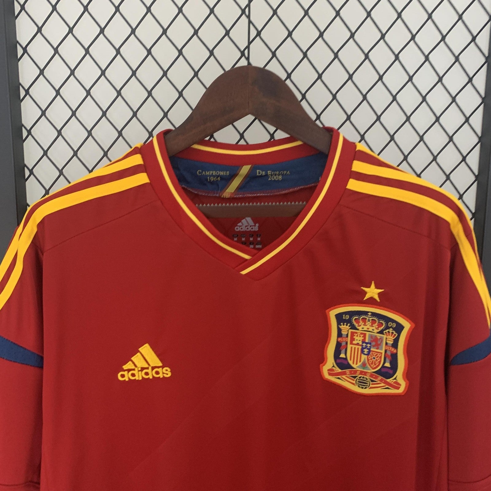 Retro Spain 2012 Home