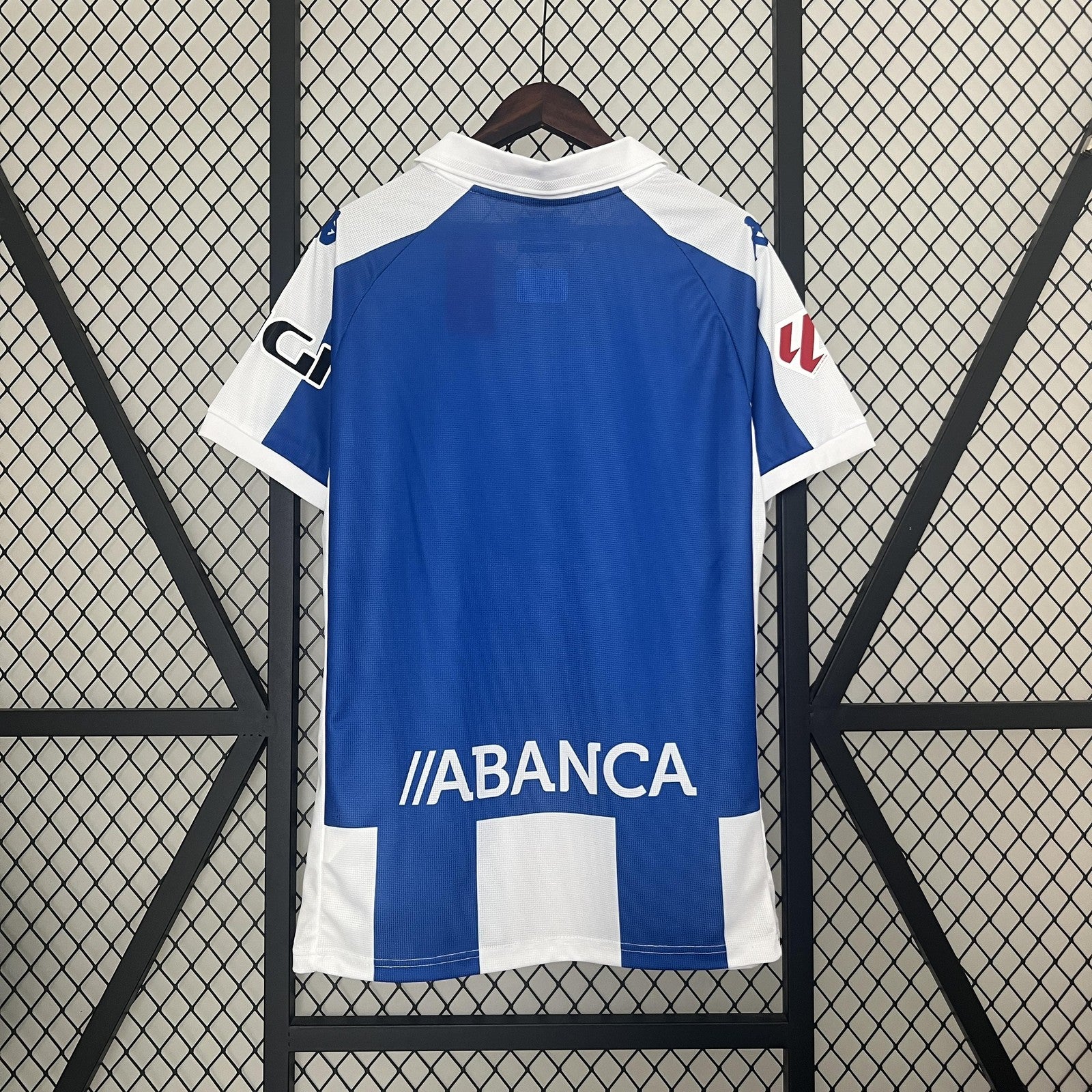 24 25 Deportivo La Coruna Home