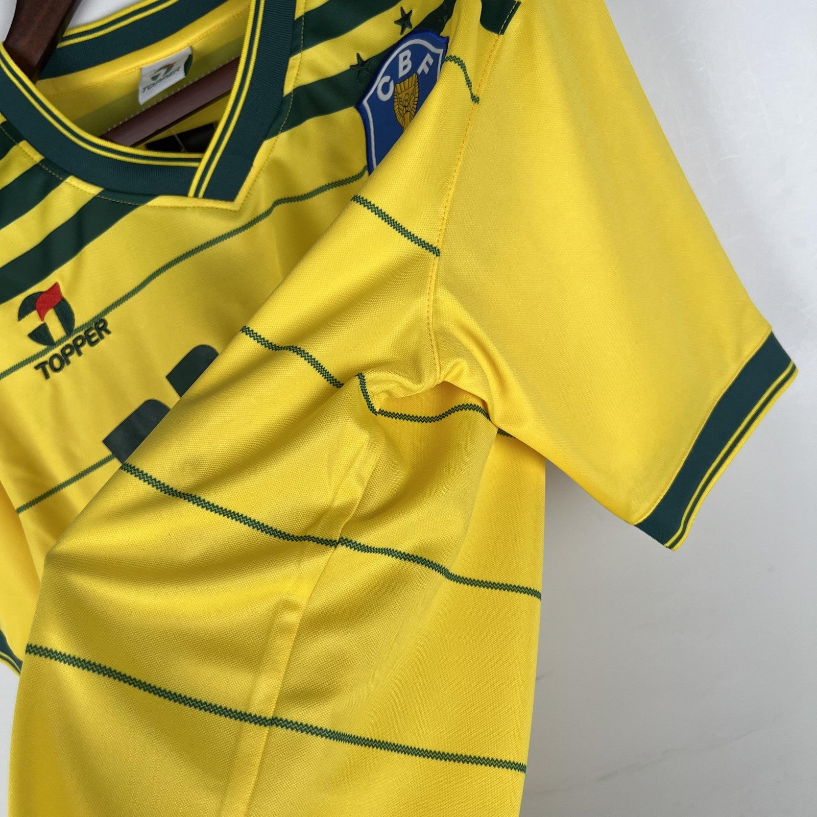 Retro Brazil 1984 Home