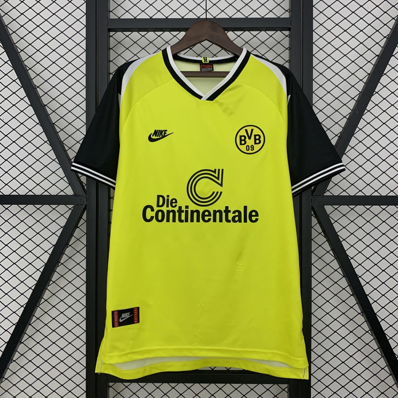 Retro Dortmund 95 96 Home