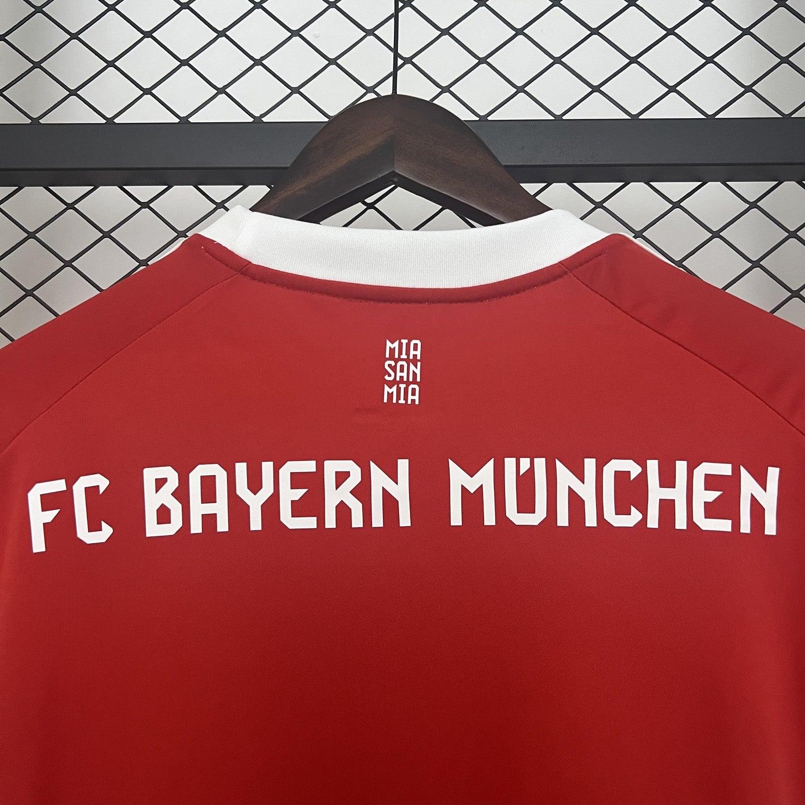 25 26 Bayern Munich Home