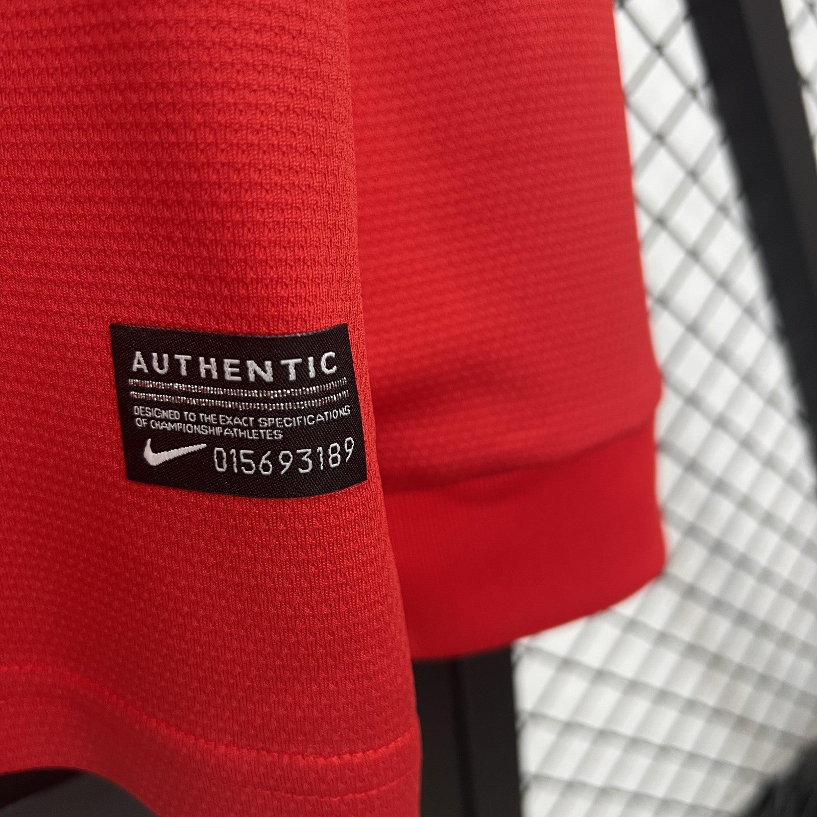 Retro Long Sleeve M U Home