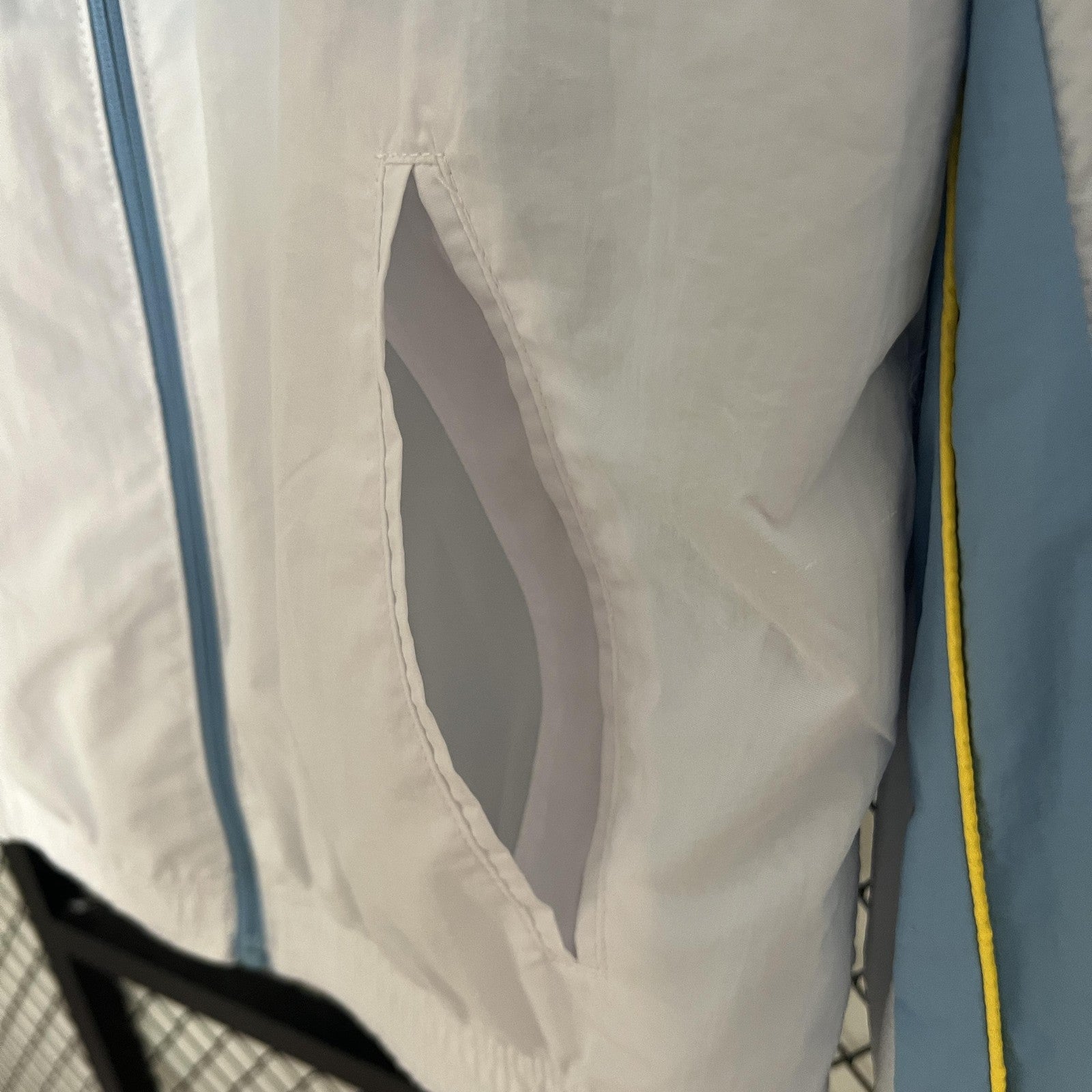 24 25 Lazio Trench Coat Reversible