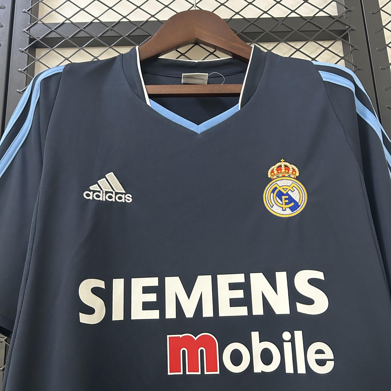 Retro Real Madrid 03 04 Away