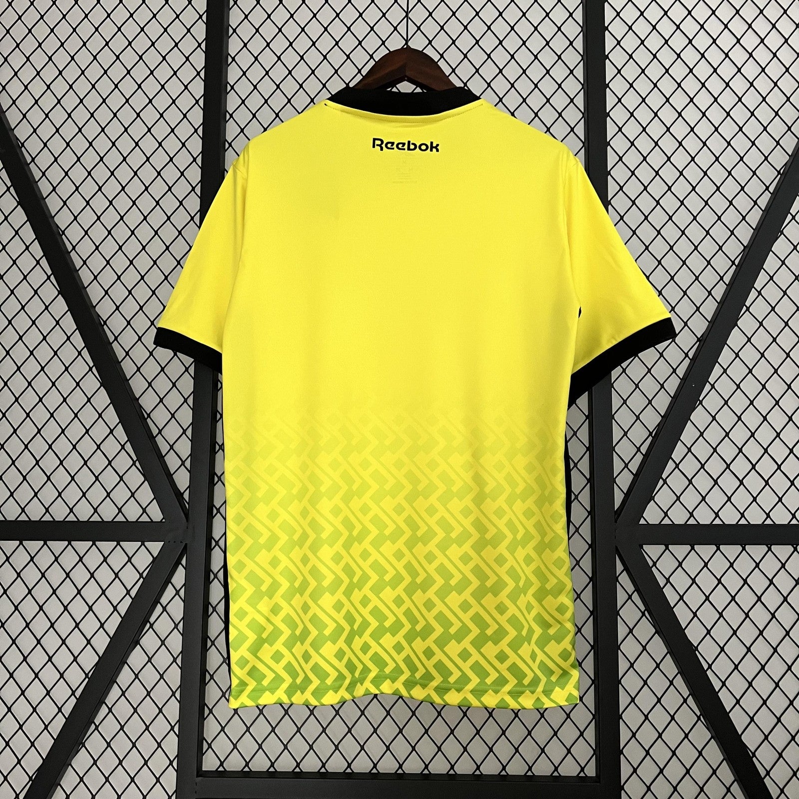 23 24 Goalkeeper Botafogo Yellow