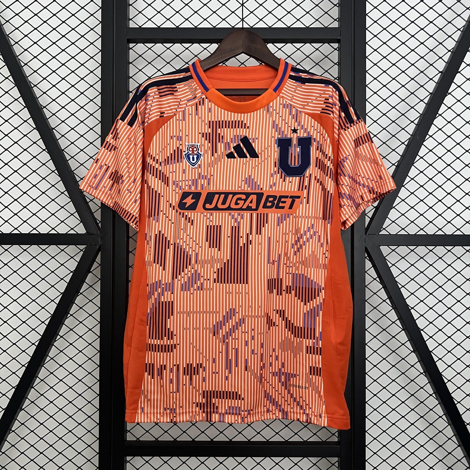 25 26 University of Chile Away