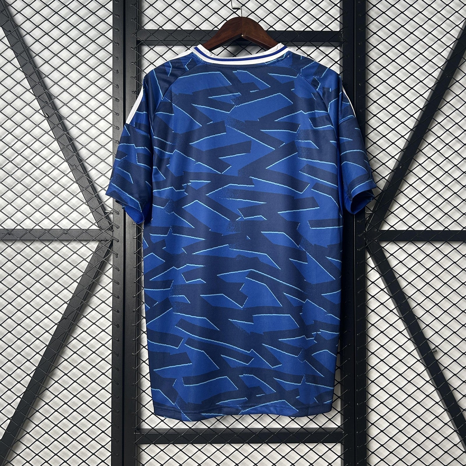 25 26 Schalke 04 Home