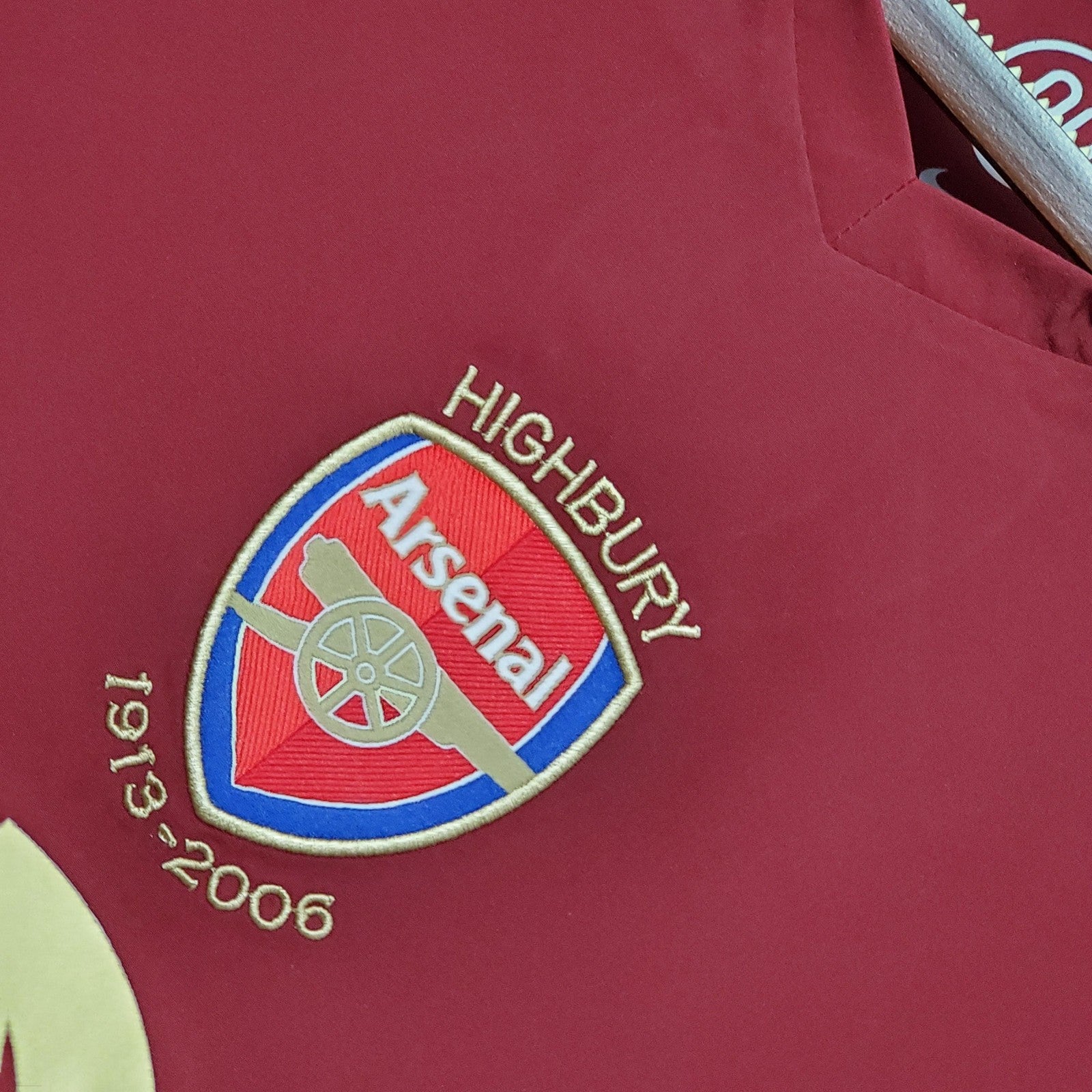 Retro 05 06 Arsenal Home