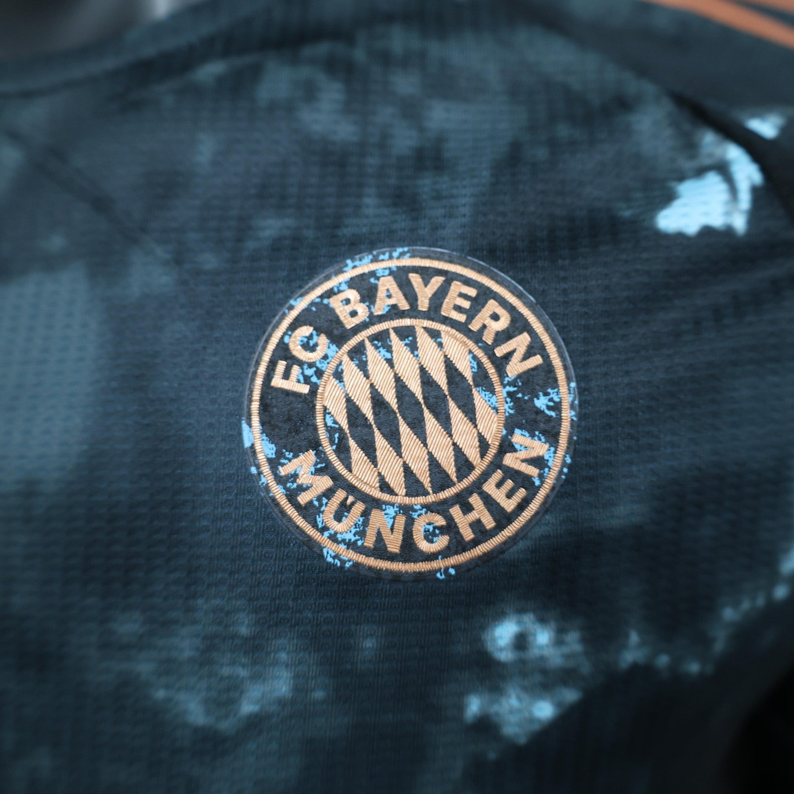 24 25 Player Bayern Munich Away