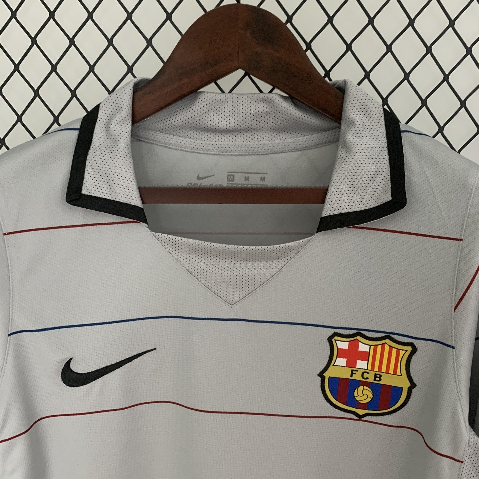 Retro Barcelona 03 04 Away