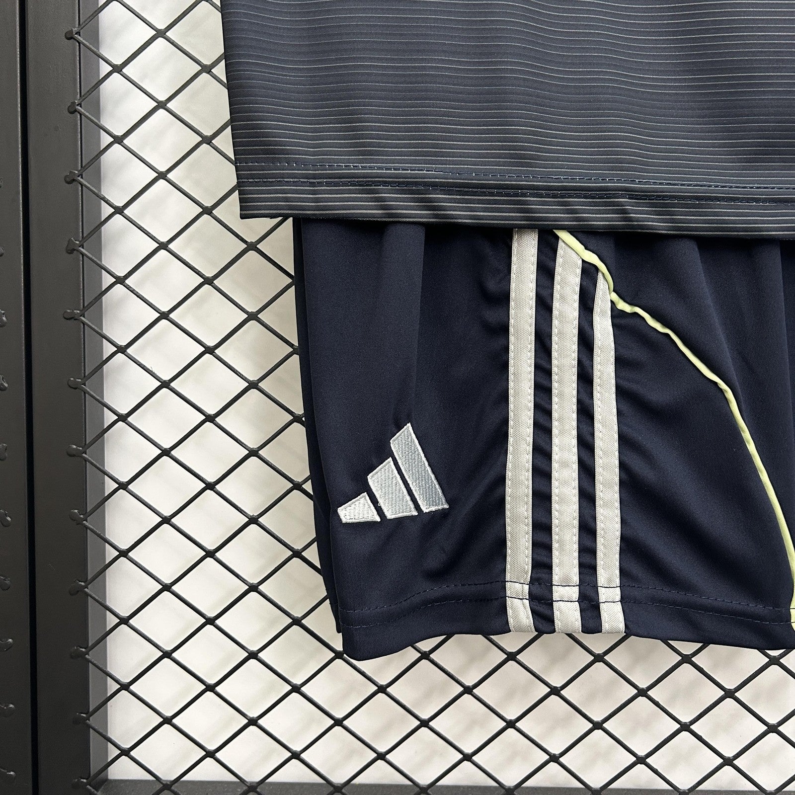 25 26 Kids Real Madrid Away