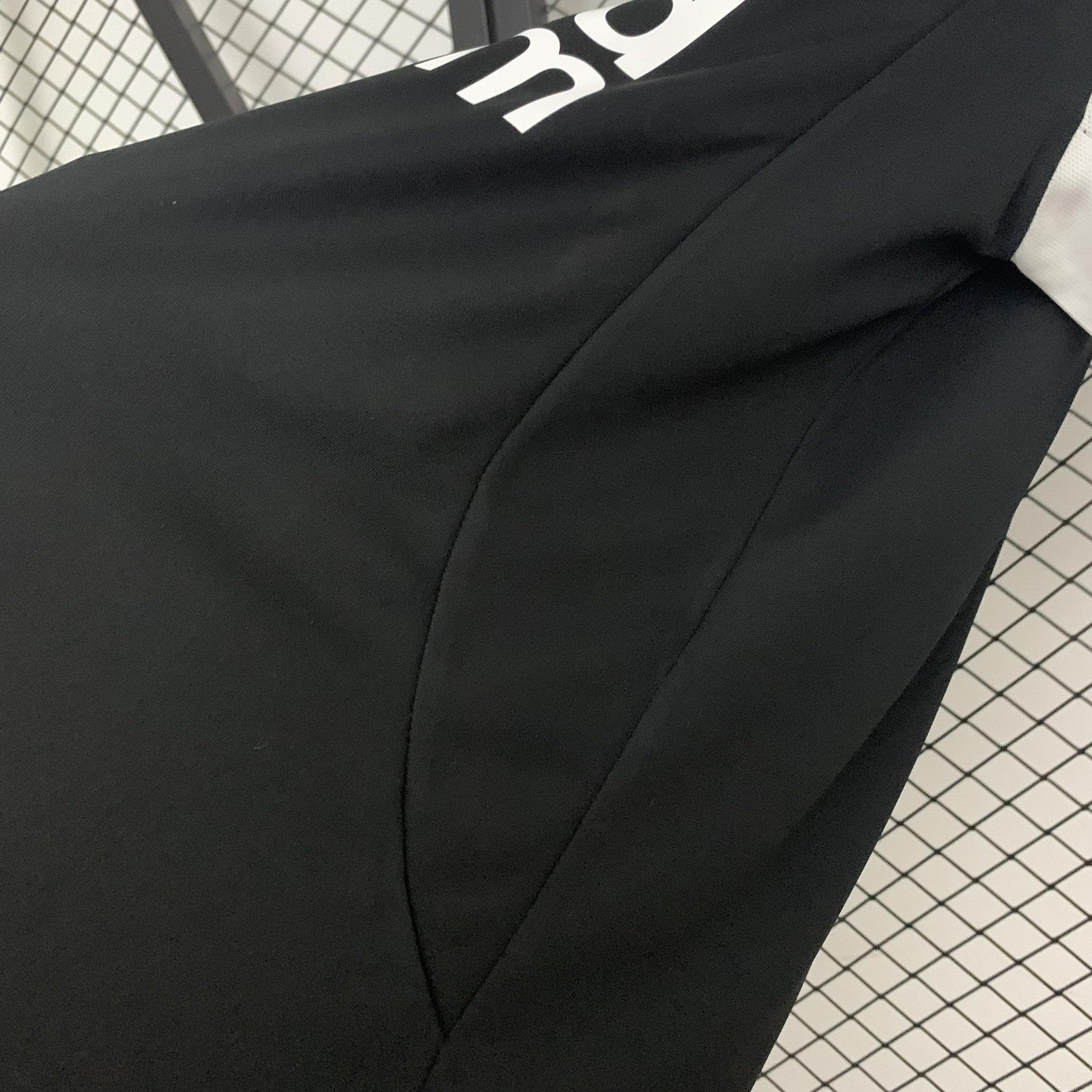 Retro Real Madrid 01 02 Away