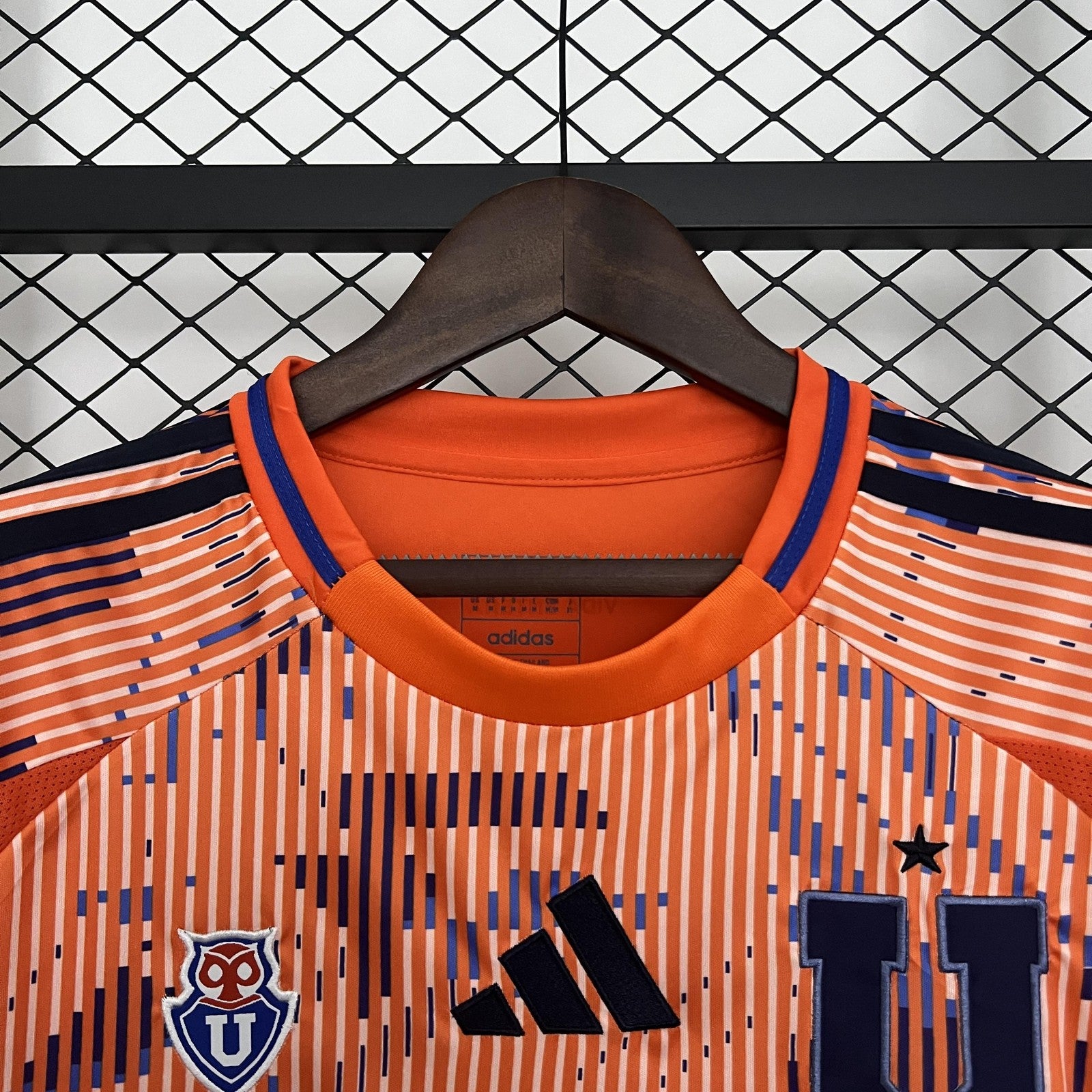25 26 University of Chile Away