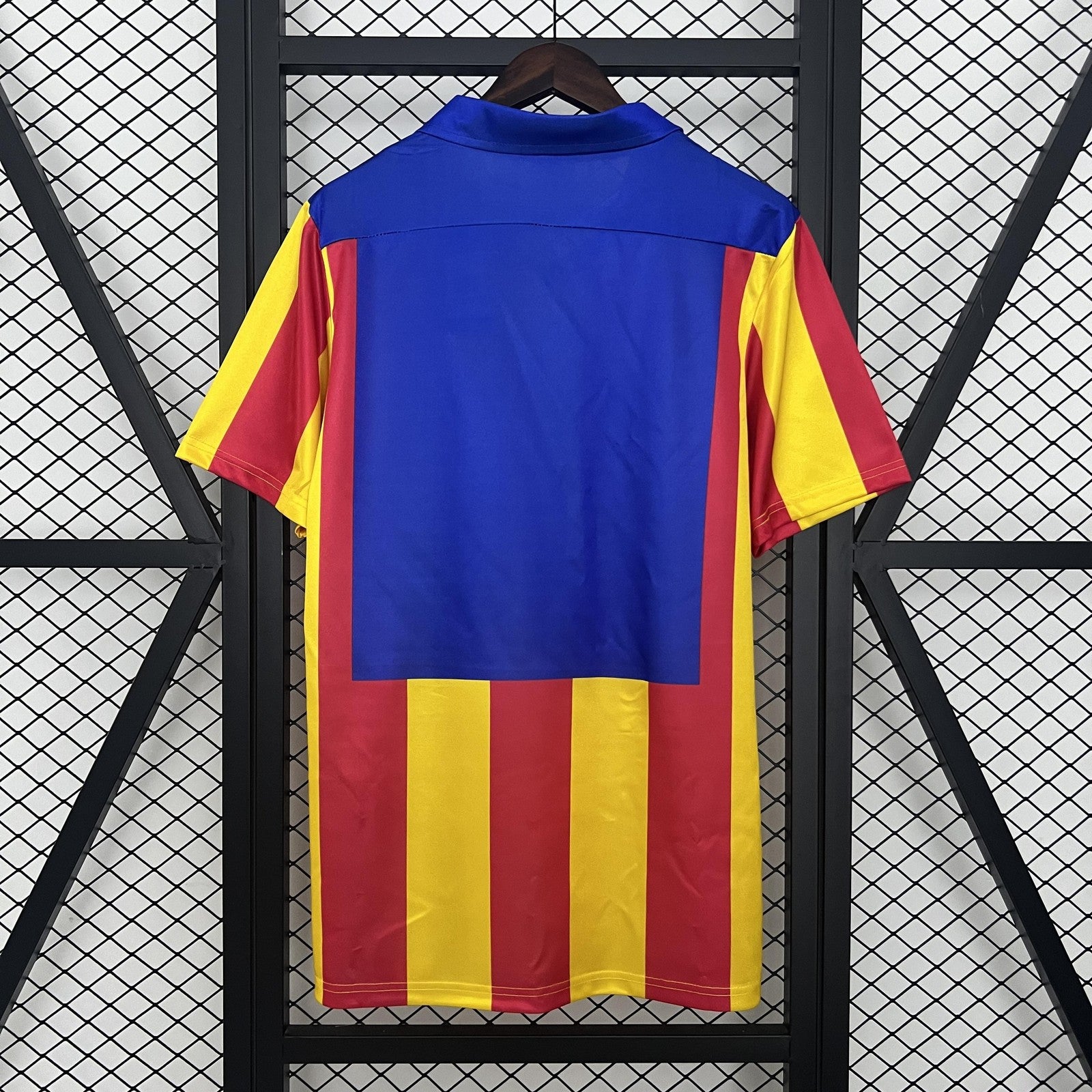 Retro Valencia 80 82 Home