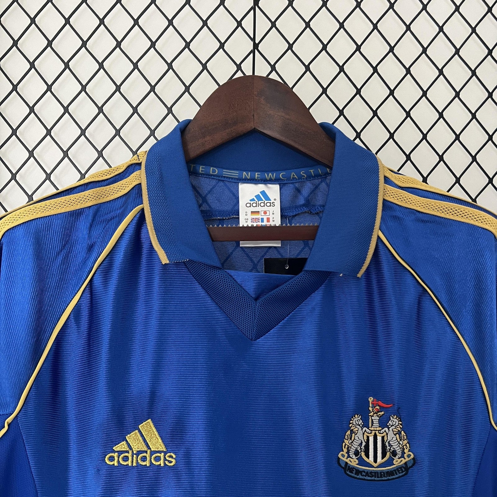 Retro Newcastle United 98 99 Away