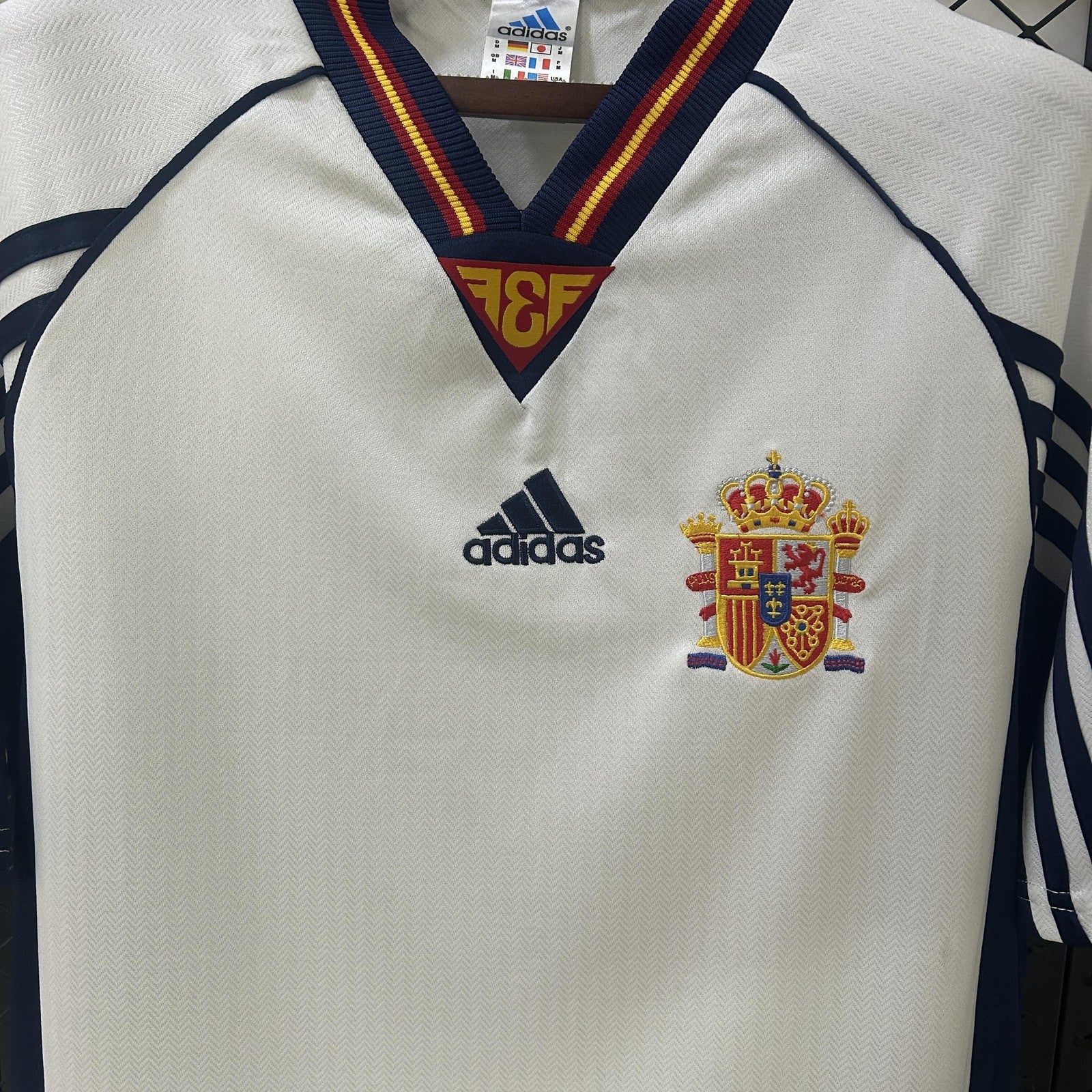 Retro 1998 Spain Away