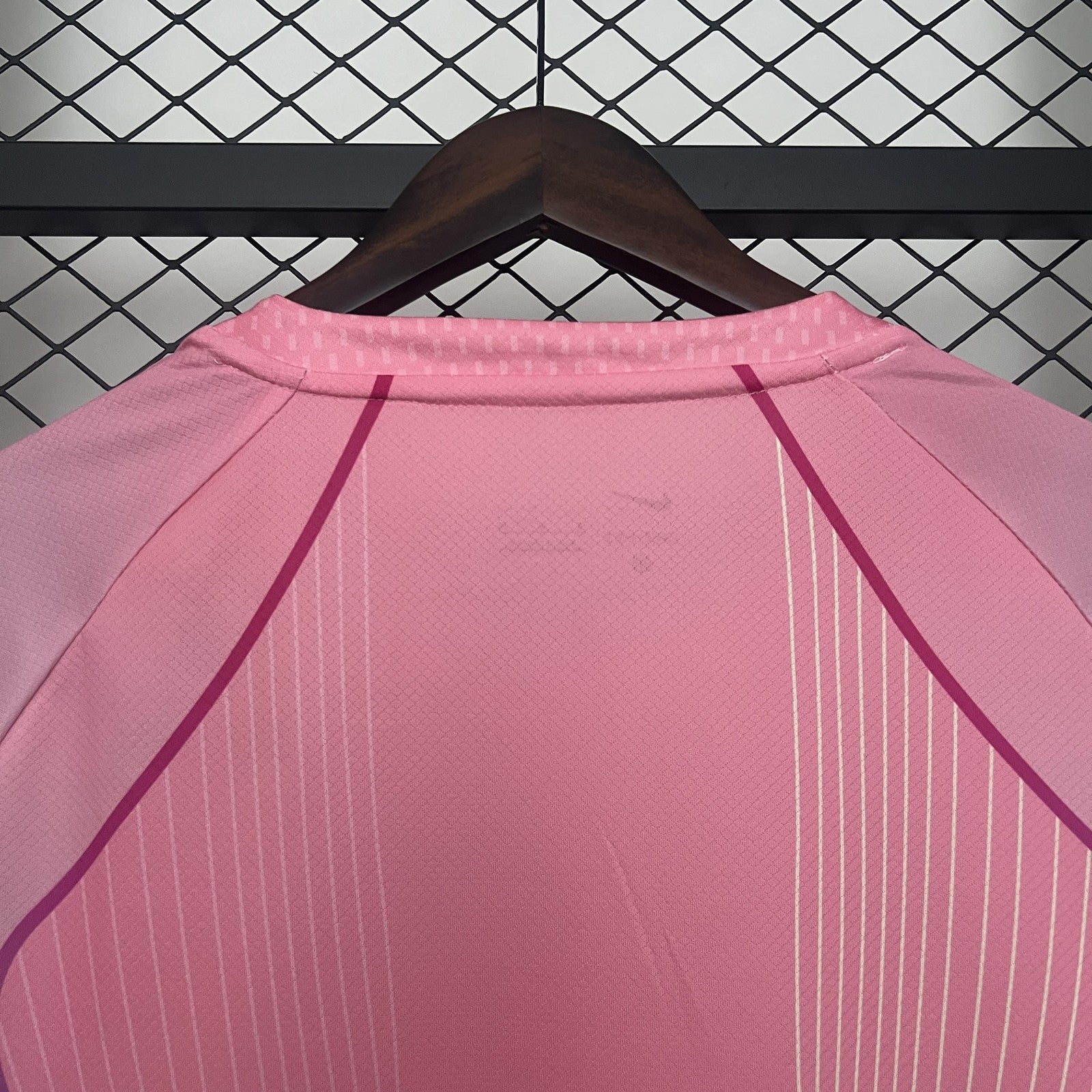 25 26 Barcelona Special Edition 6