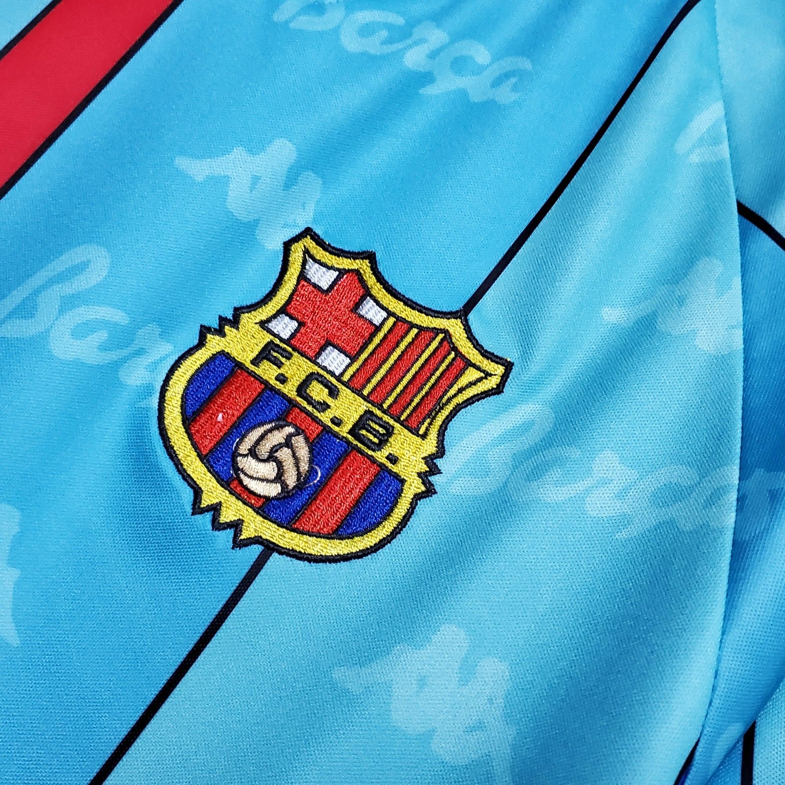 Retro Barcelona 96 97 Away