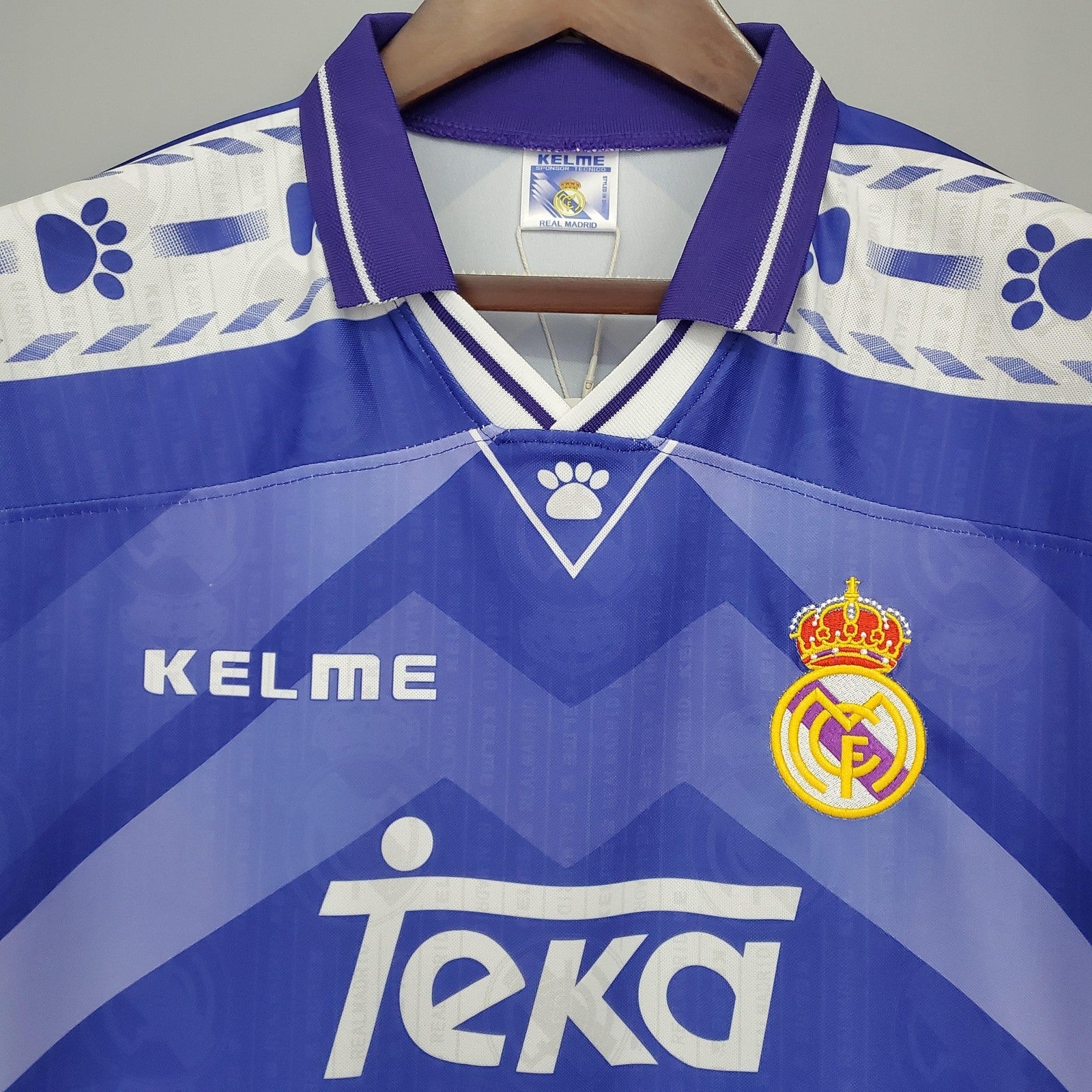 Retro Real Madrid 96 97 Away