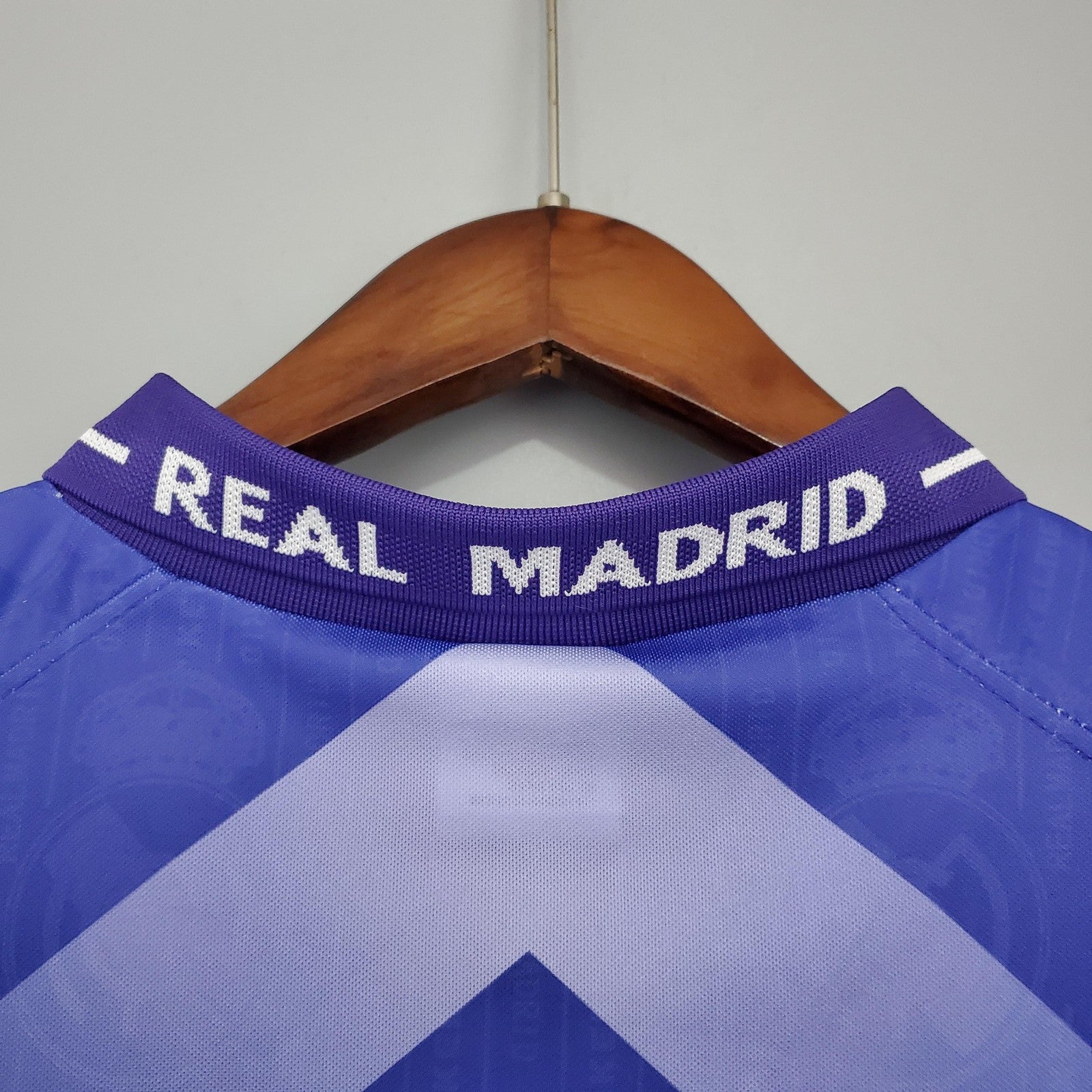 Retro Real Madrid 96 97 Away