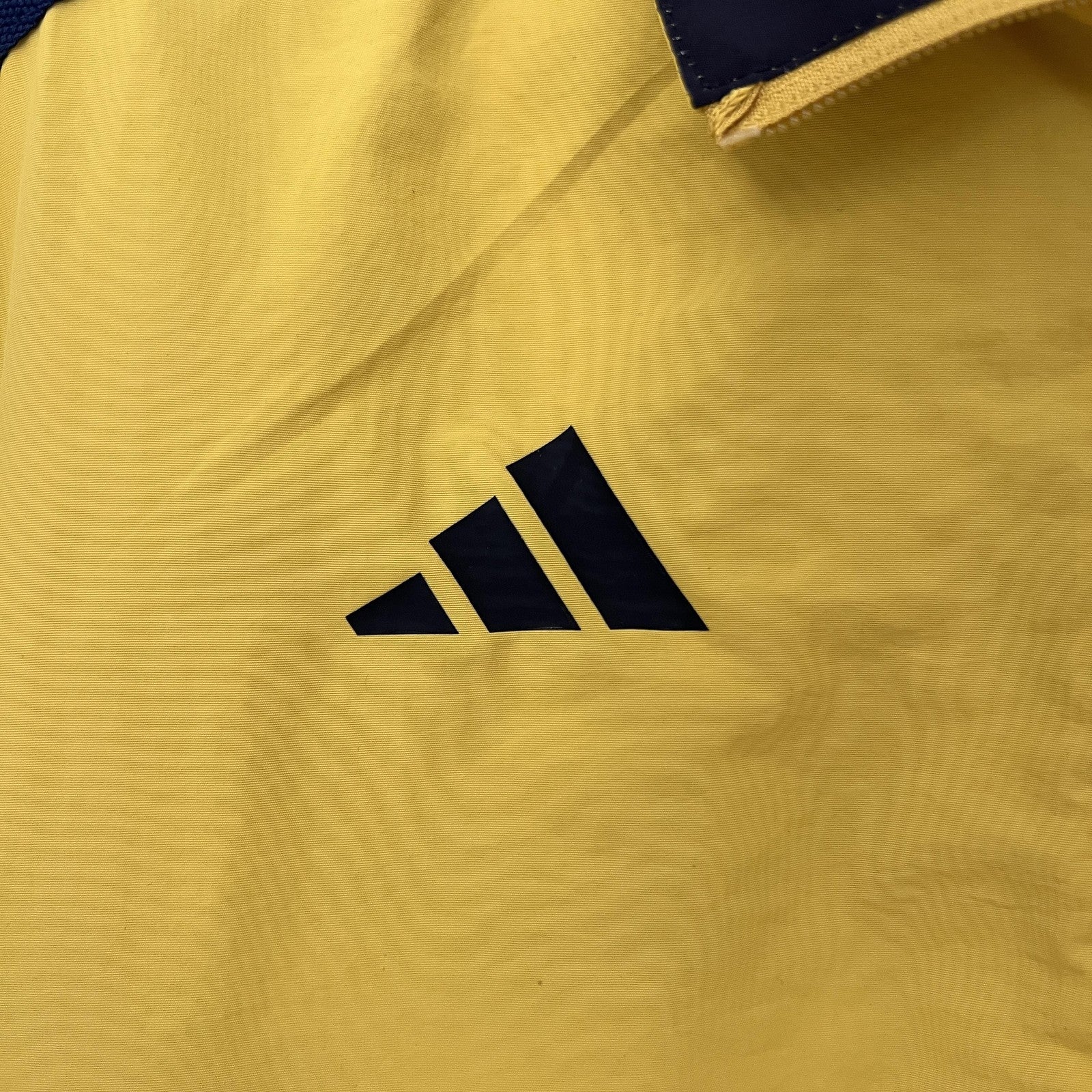 24 25 M U Trench Coat Reversible 2