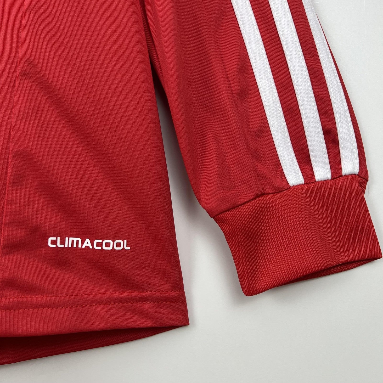 Retro Long Sleeve Real Madrid 11 12 Third Away