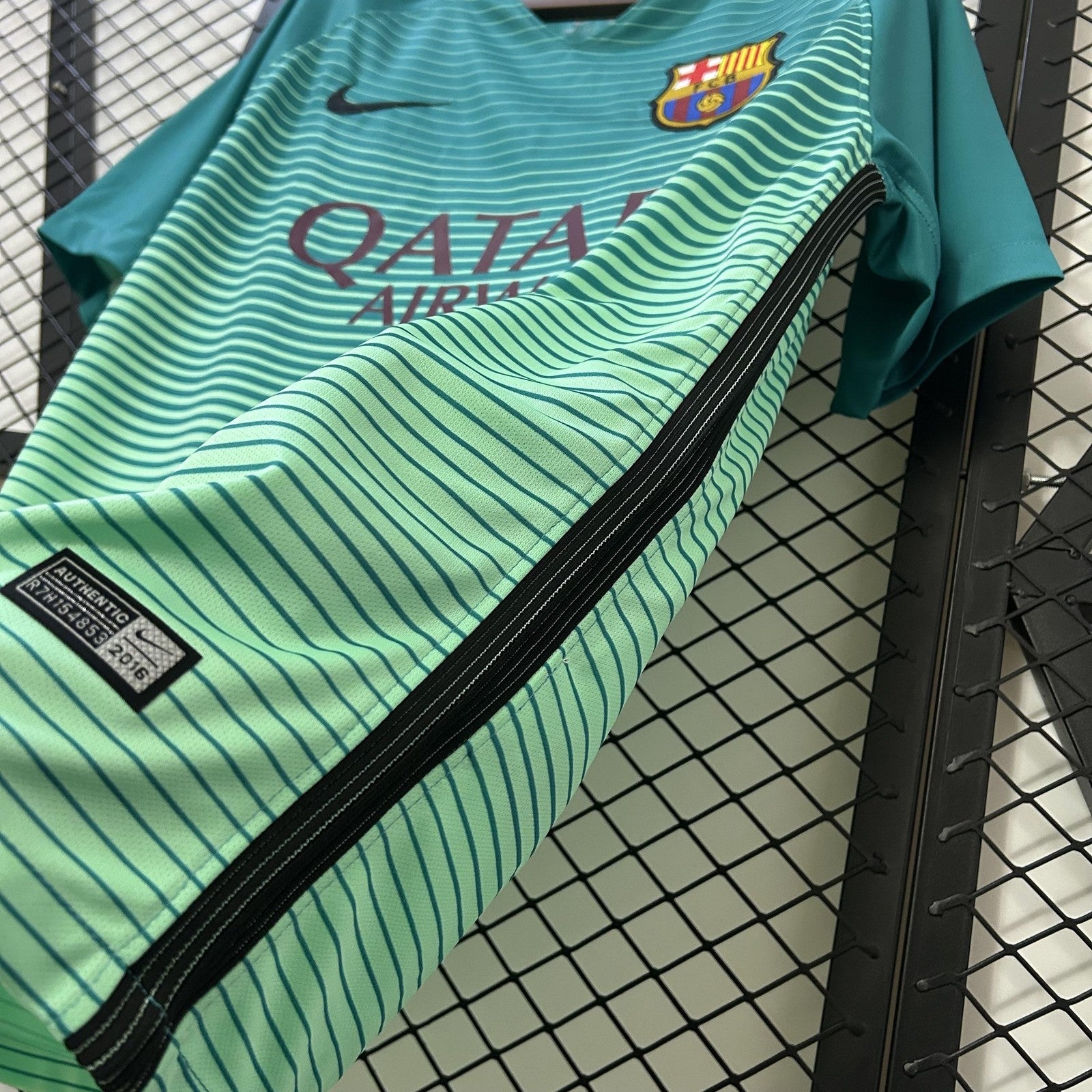 Retro Barcelona Third