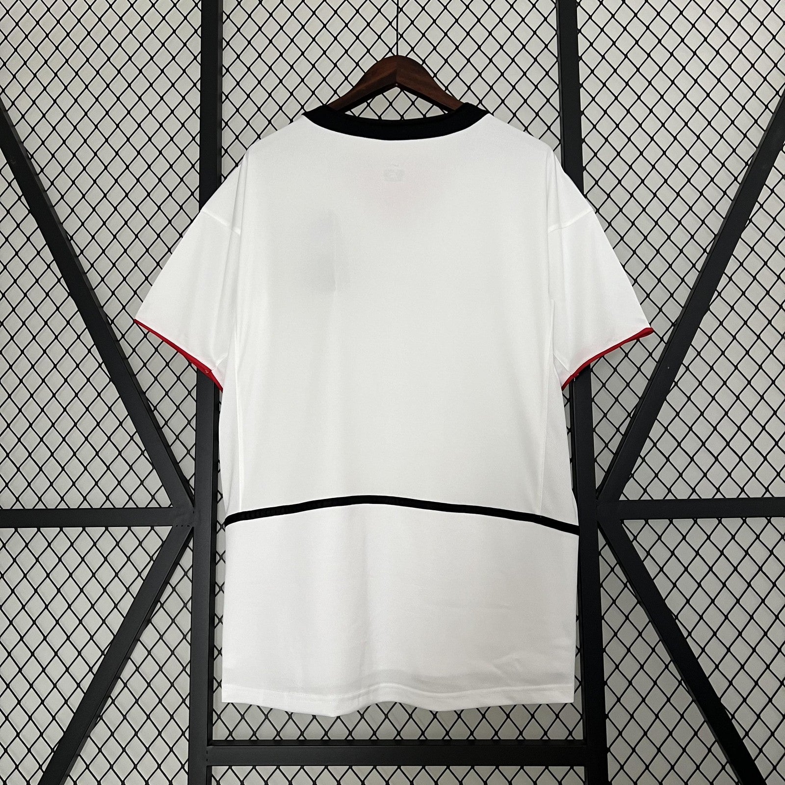 Retro M U 02 03 Away