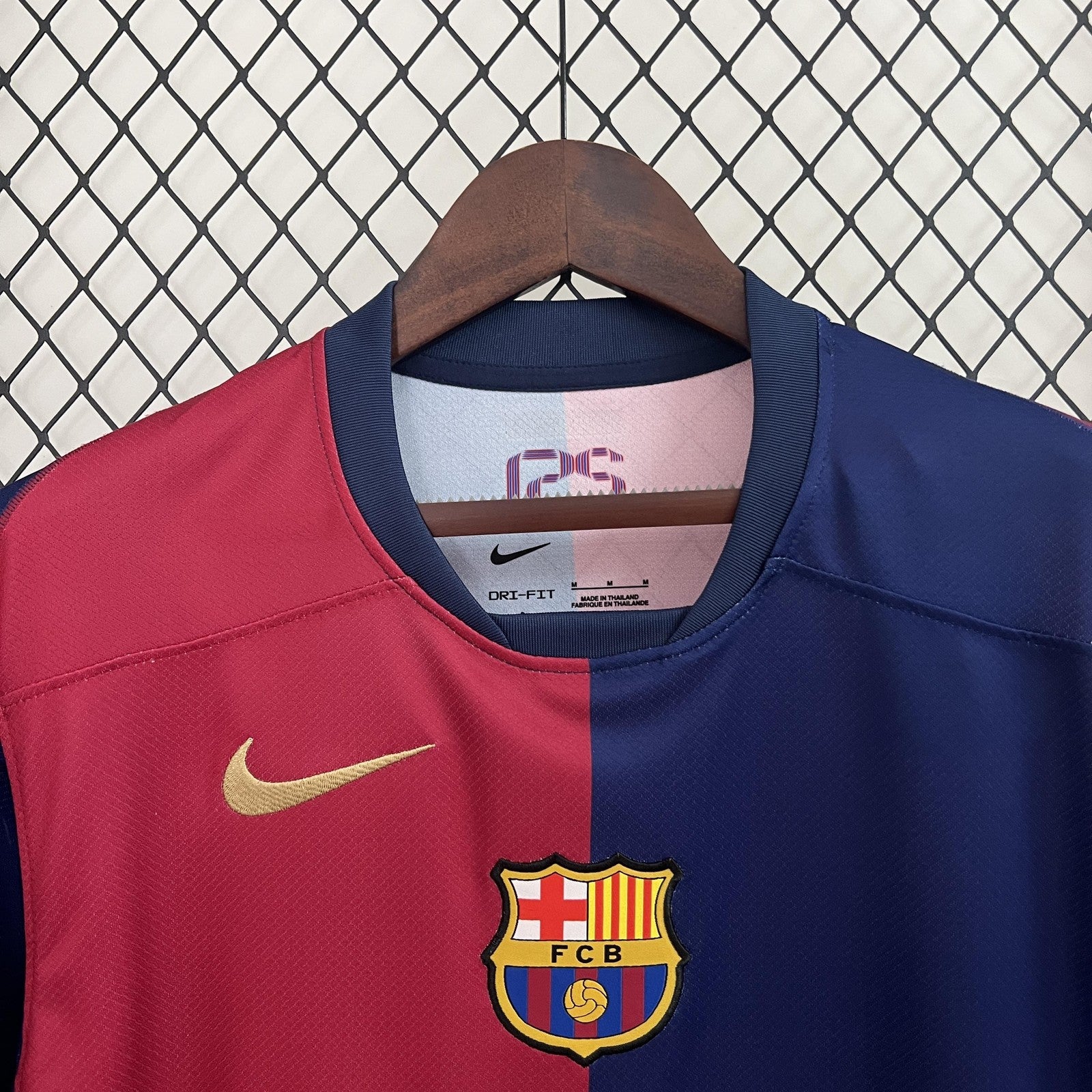 24 25 Barcelona Home 3