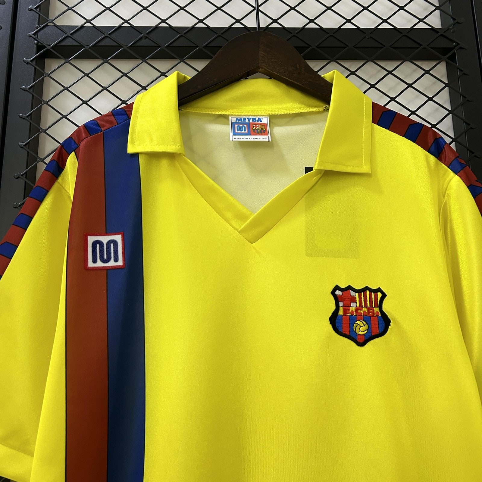 Retro Barcelona 82 84 Away