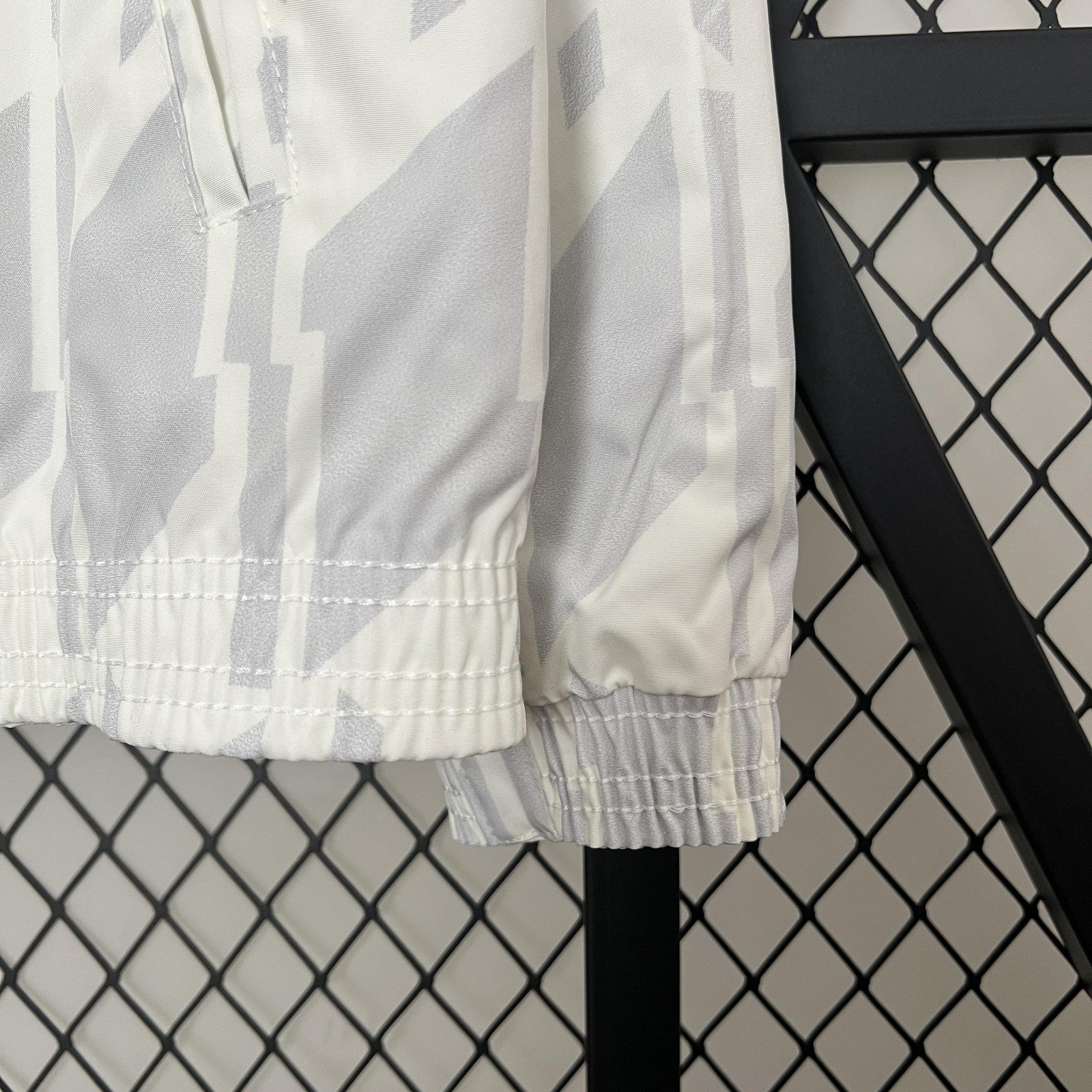 24 25 Manchester City Trench Coat Reversible