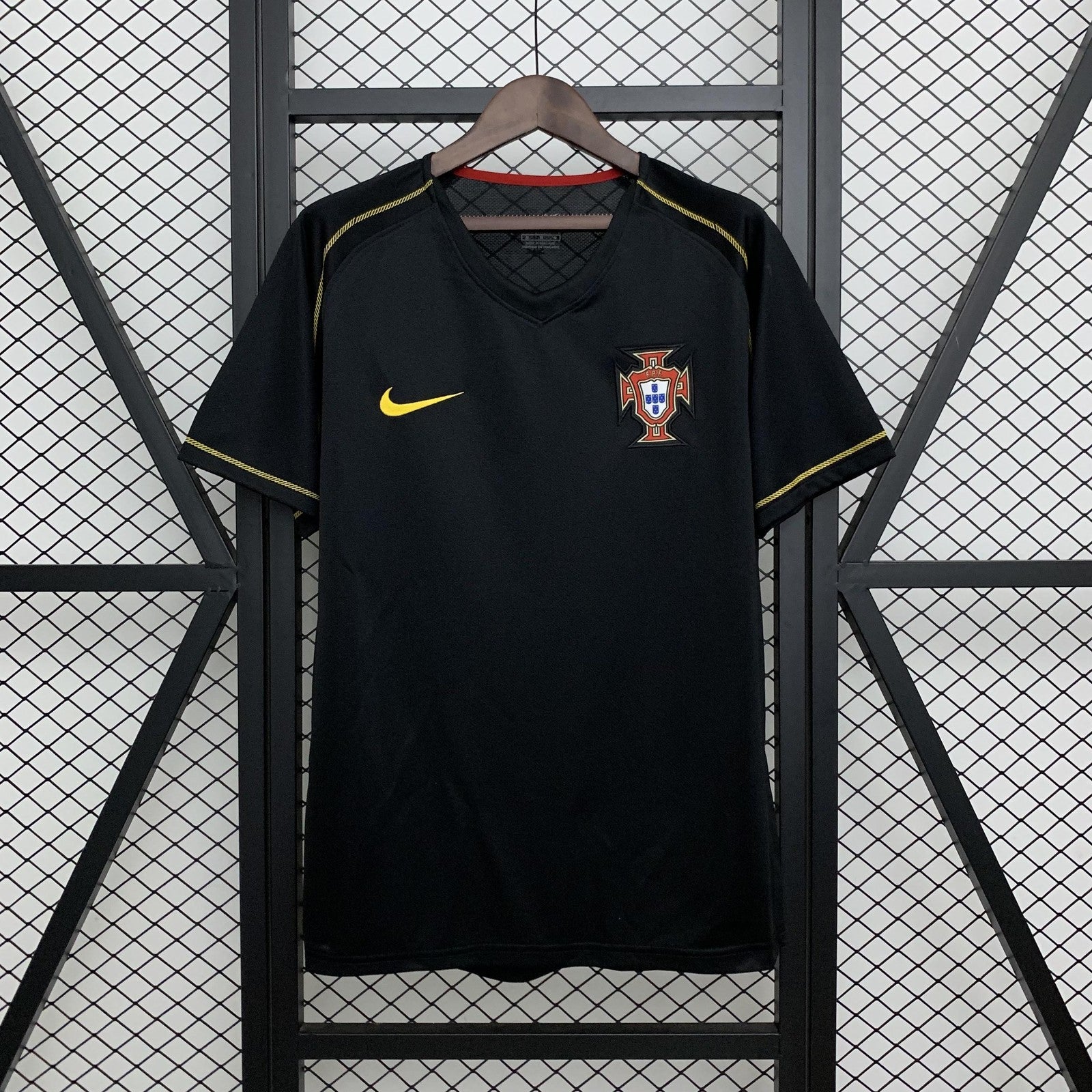 Retro Portugal 2006 Away
