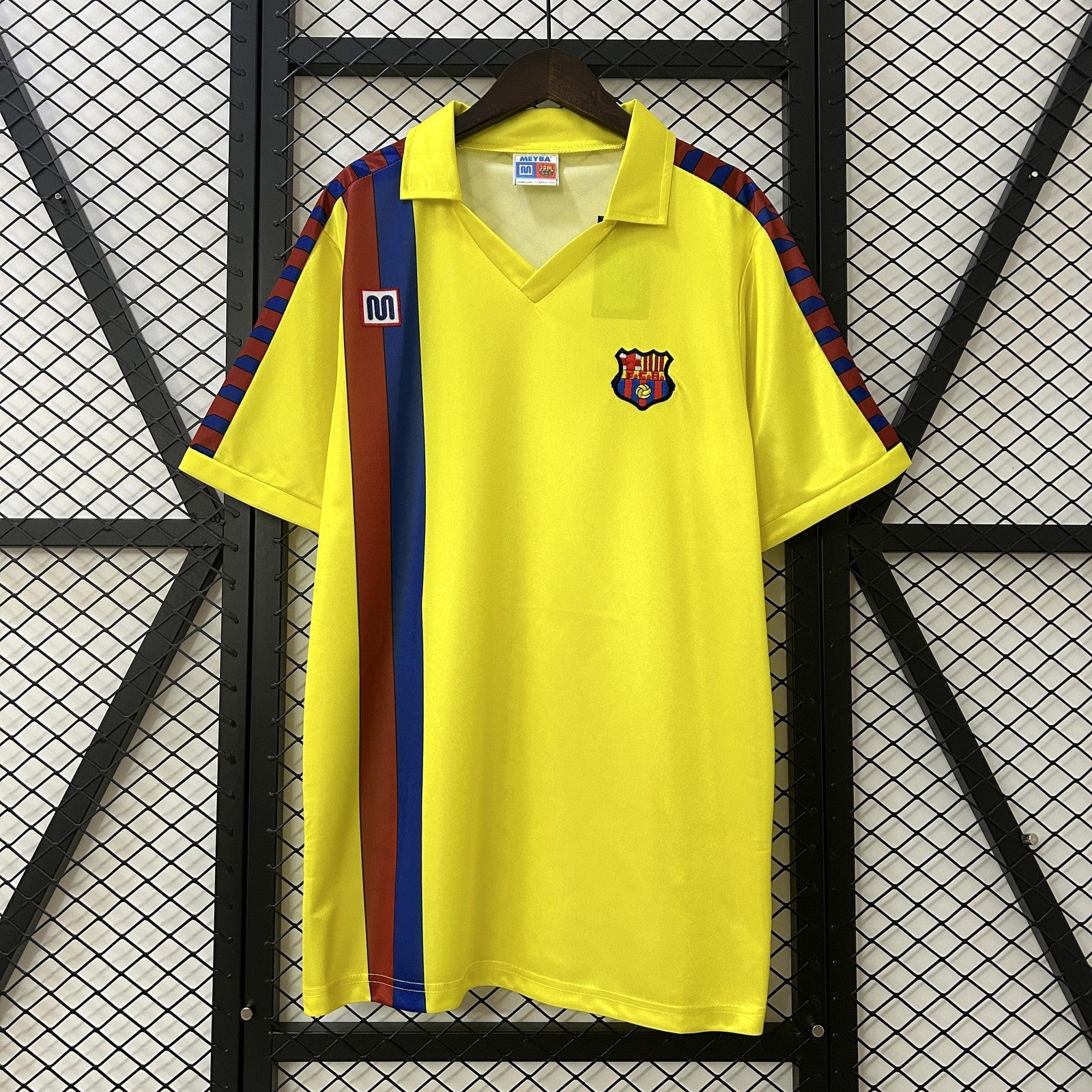 Retro Barcelona 82 84 Away