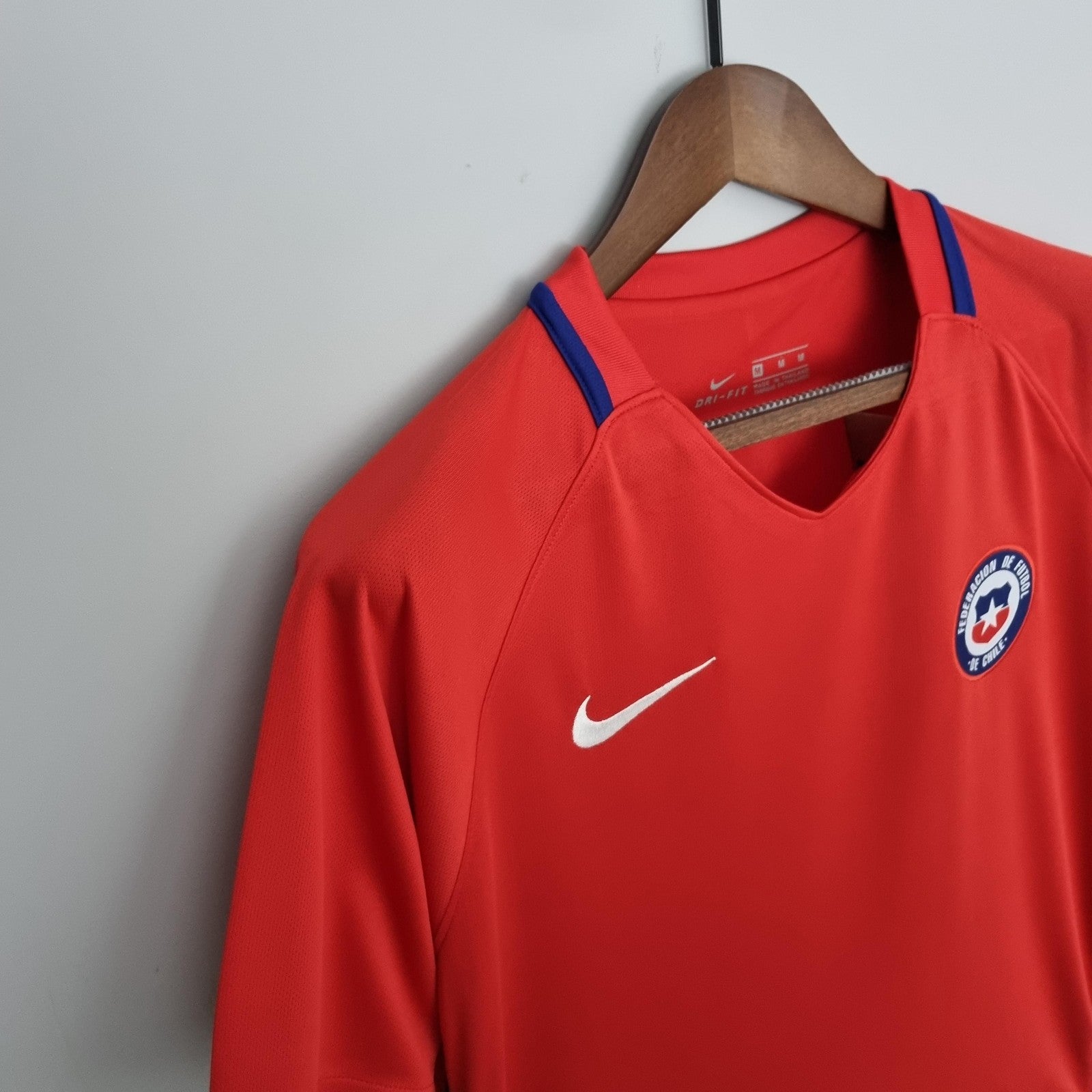 Retro Chile 16 17 Home