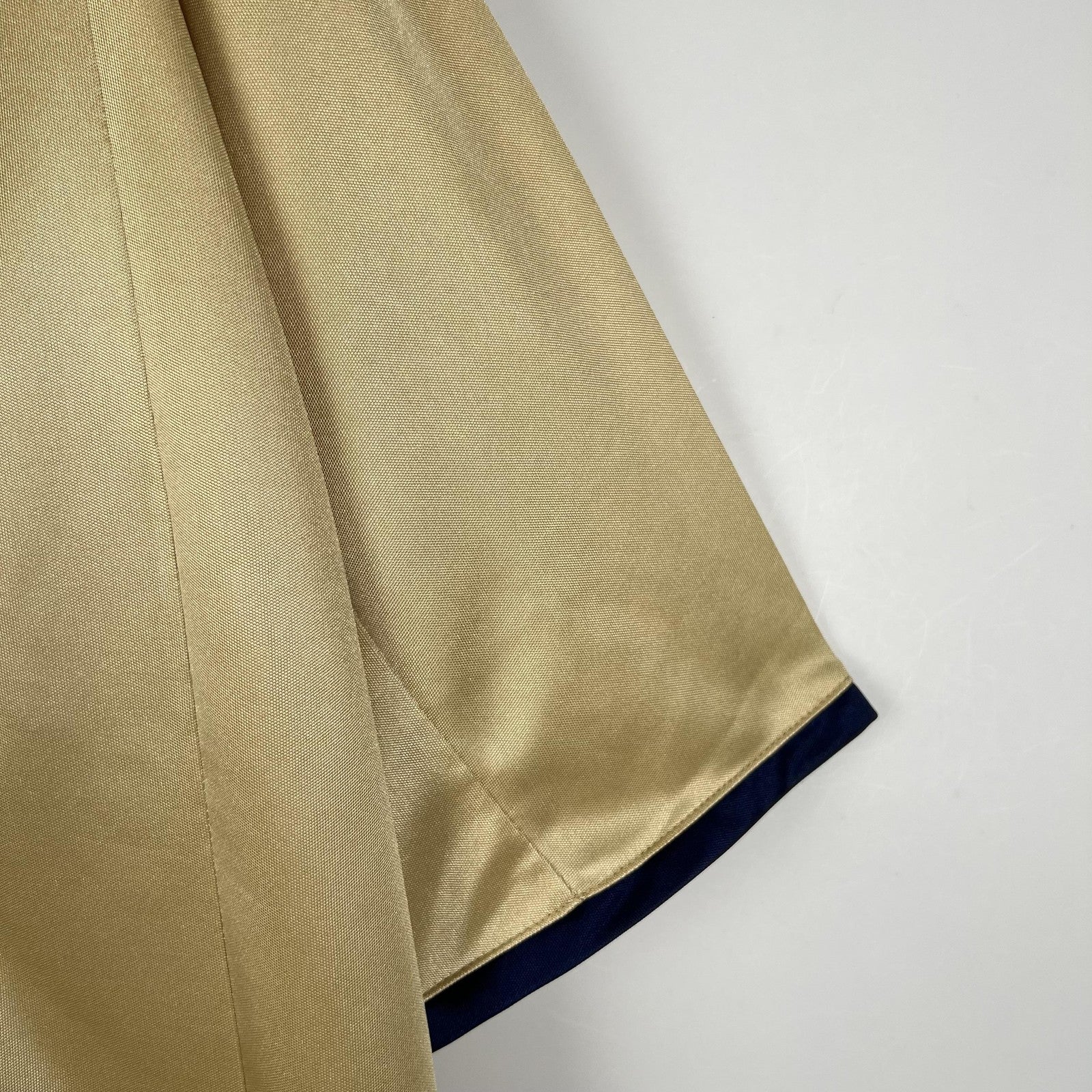 Retro Barcelona 2002 Away