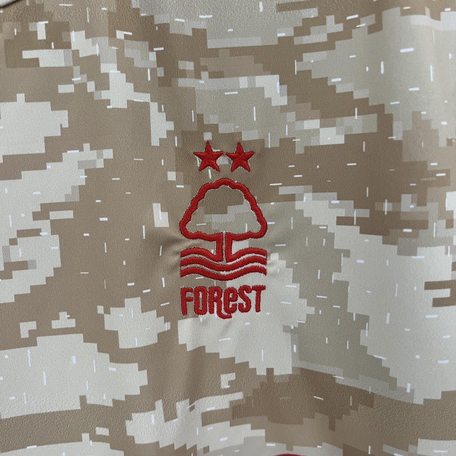 23 24 Nottingham Forest Training Wear