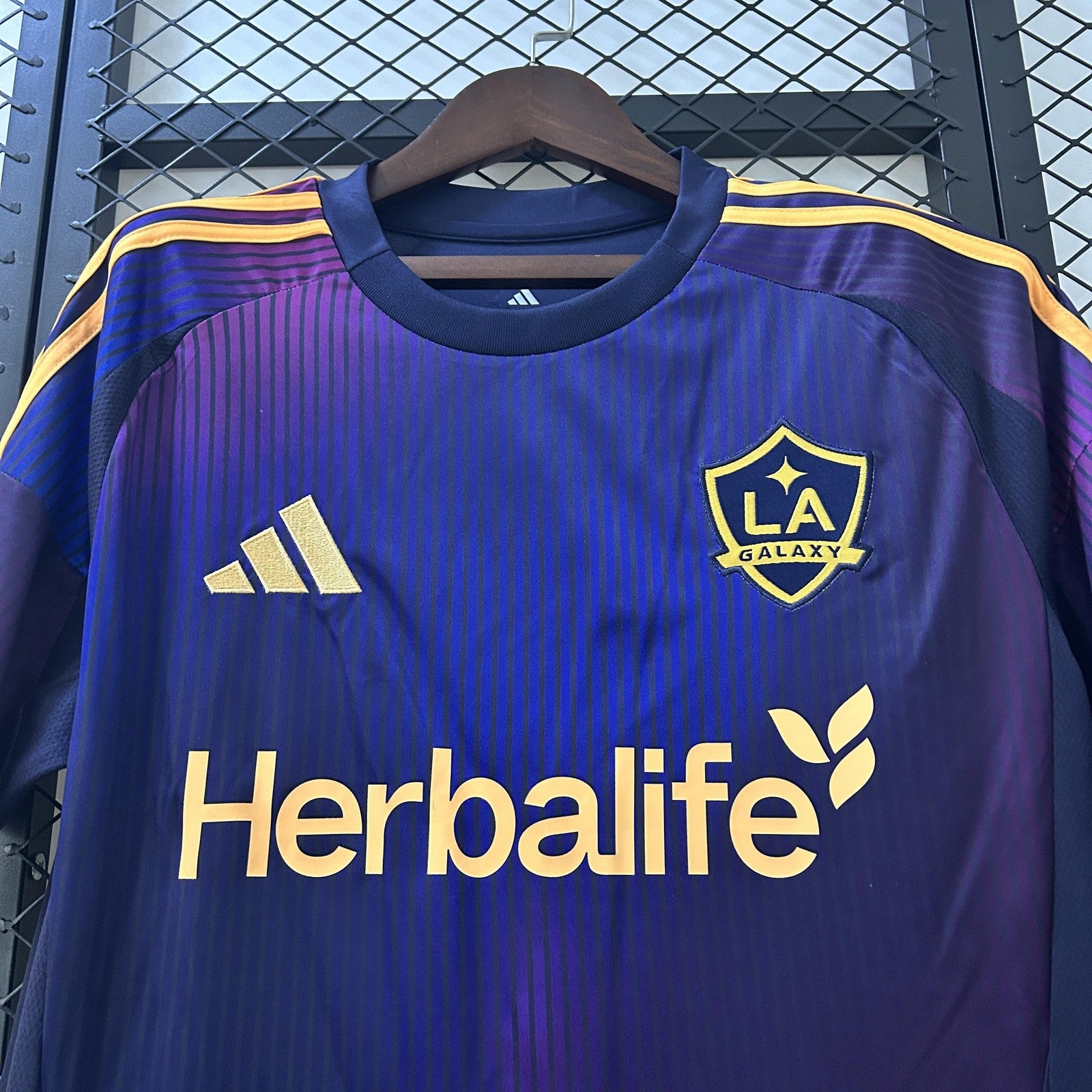 25 26 Galaxy Los Angeles Away