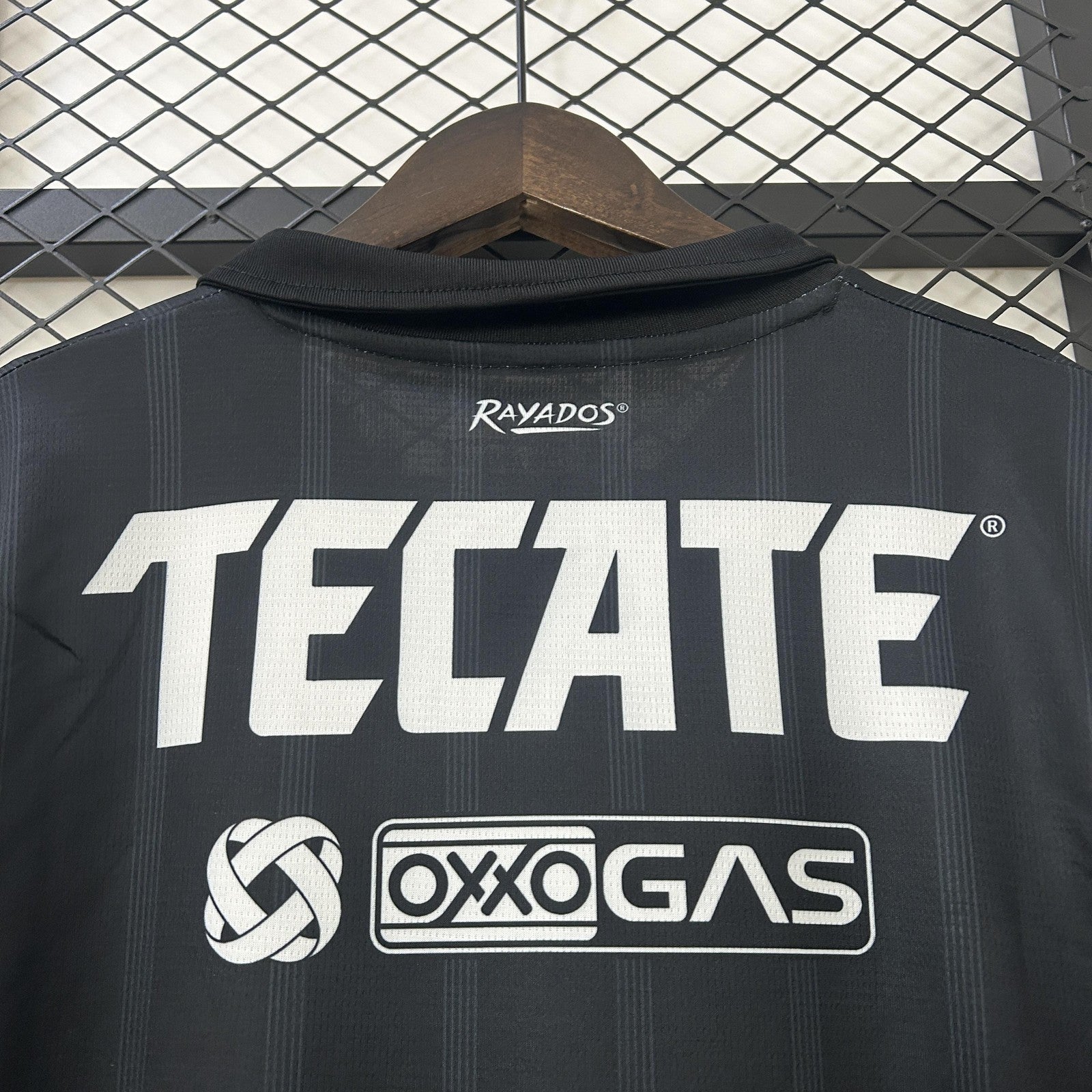 24 25 Monterey Third Away