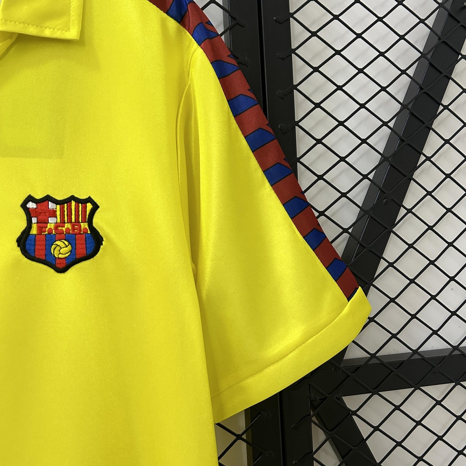 Retro Barcelona 82 84 Away
