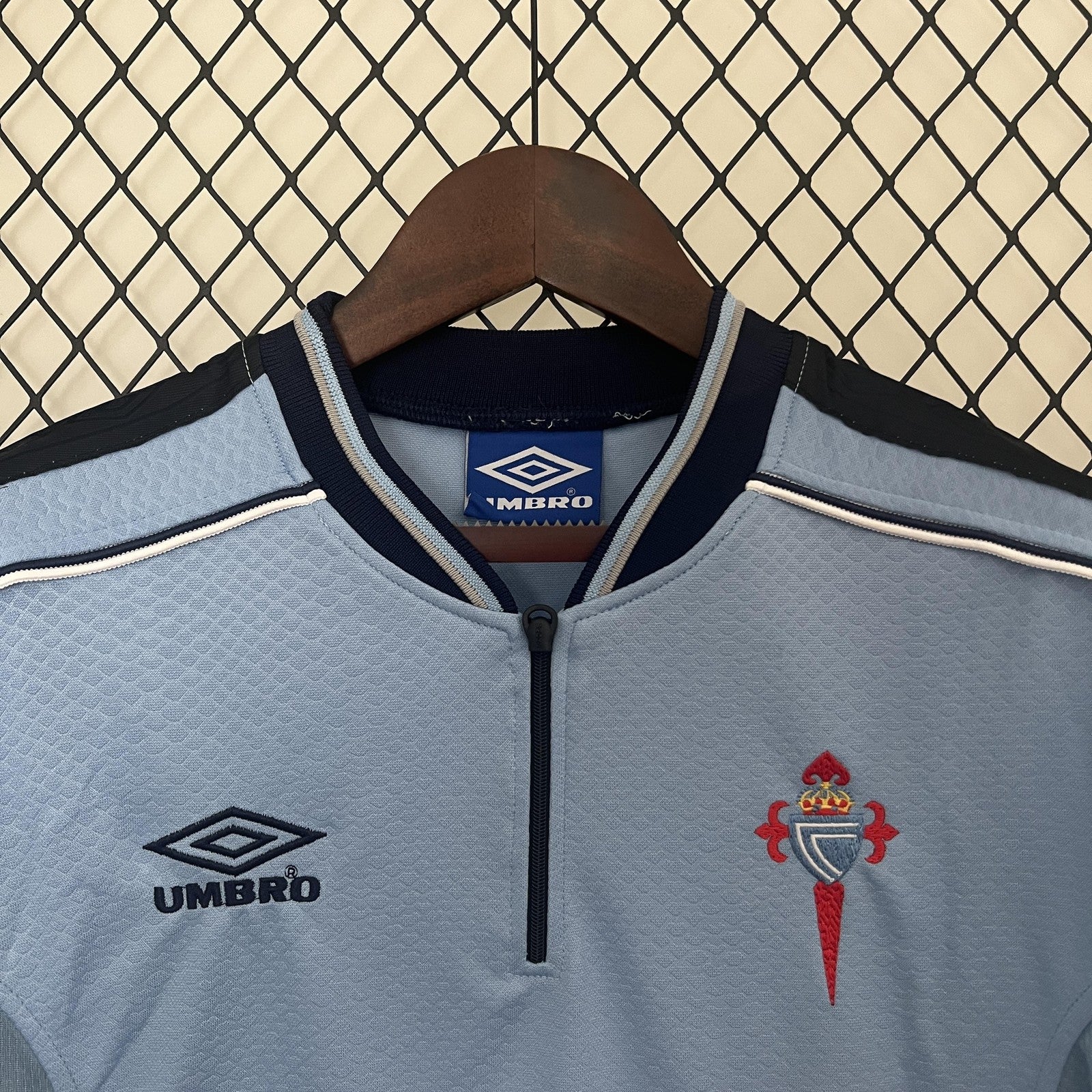 Retro Celta 99 00 Home