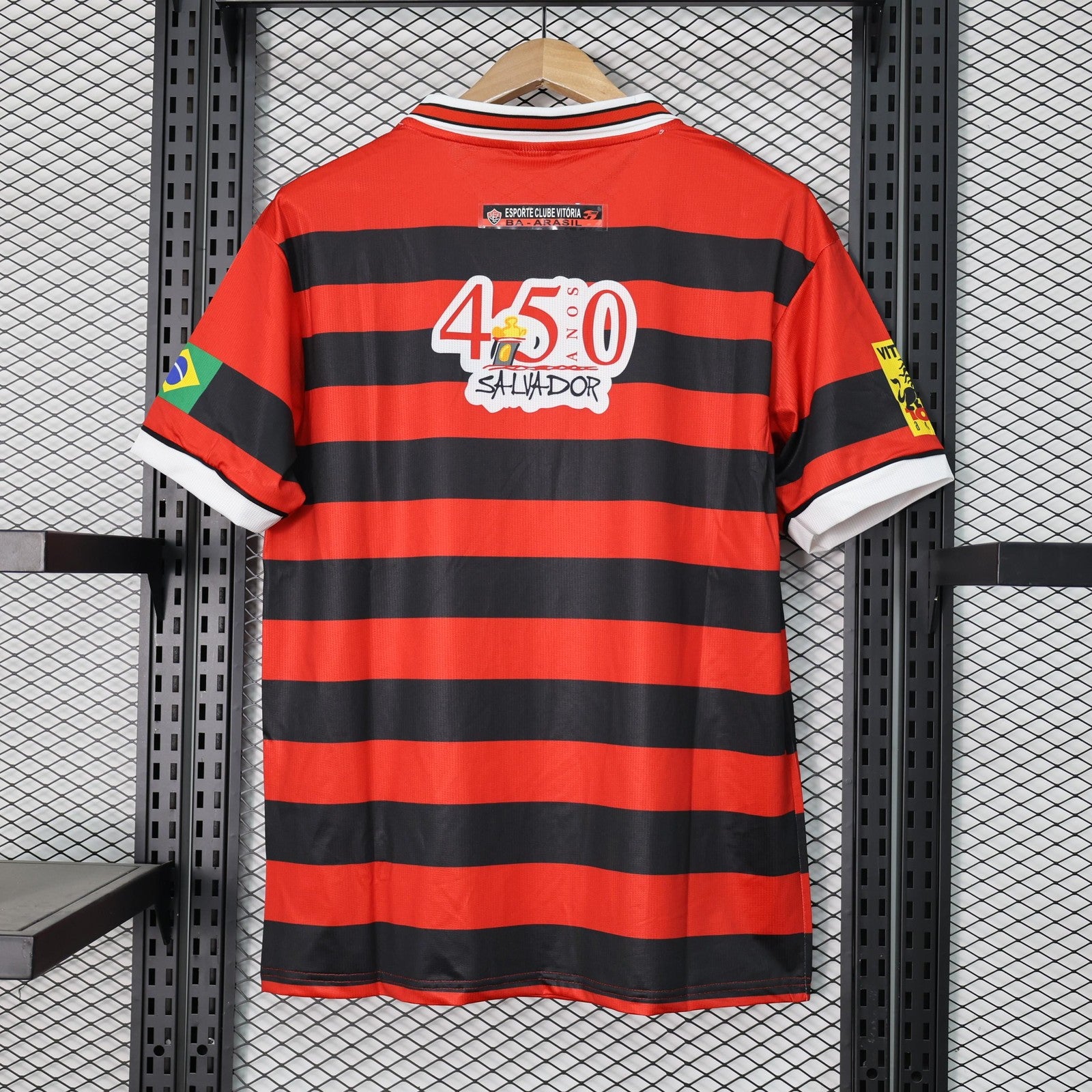 Retro Victoria 1996 Home